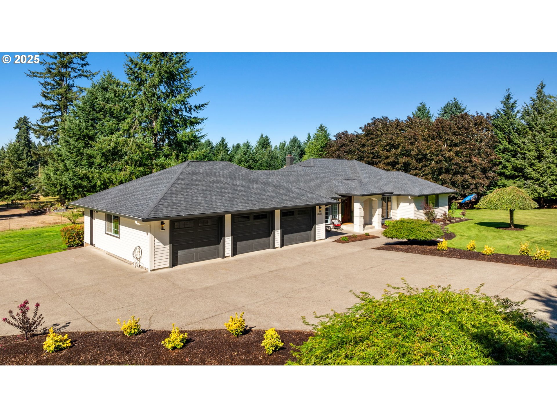 25600 NE 152ND AVE