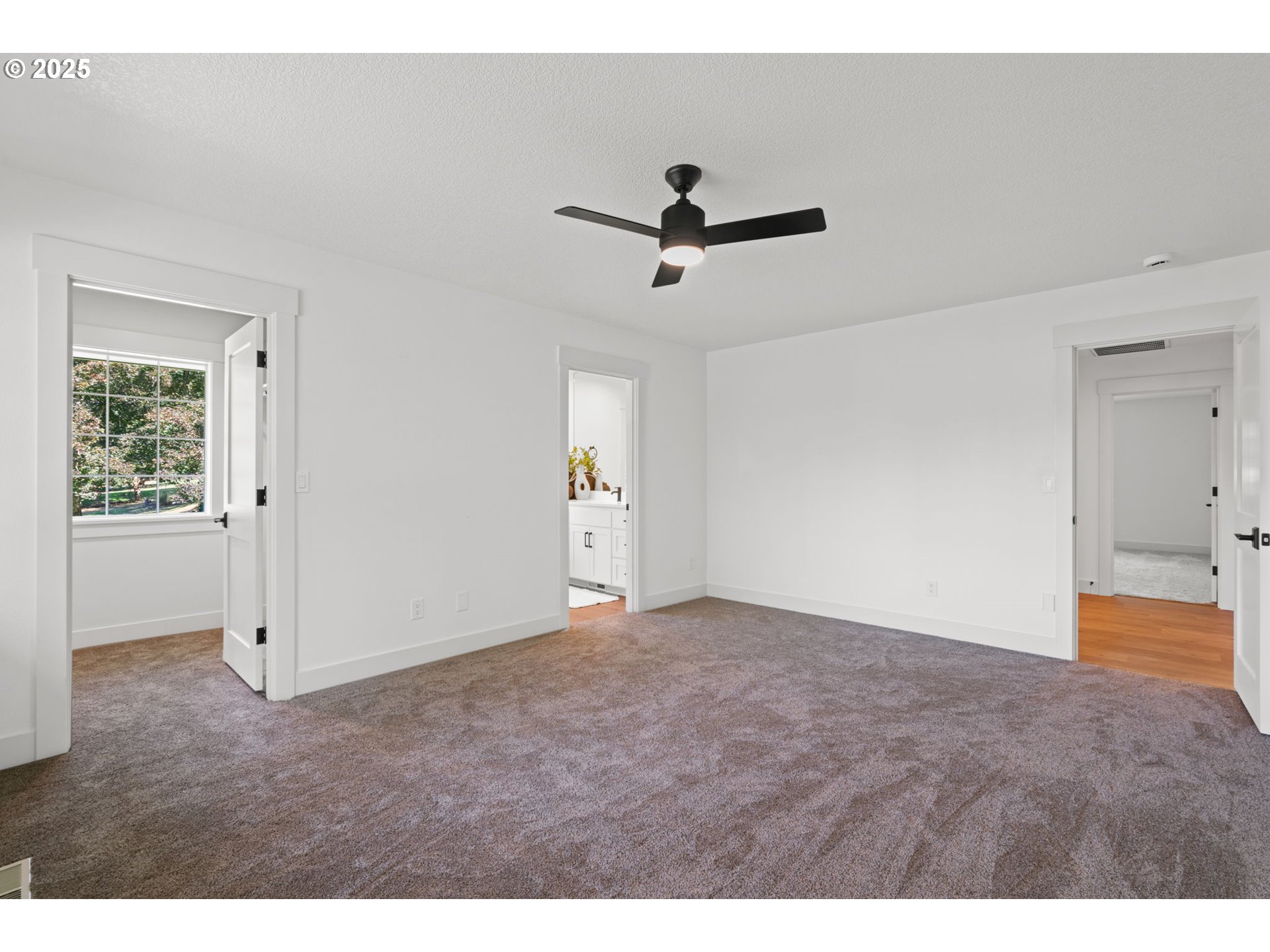 25600 NE 152ND AVE