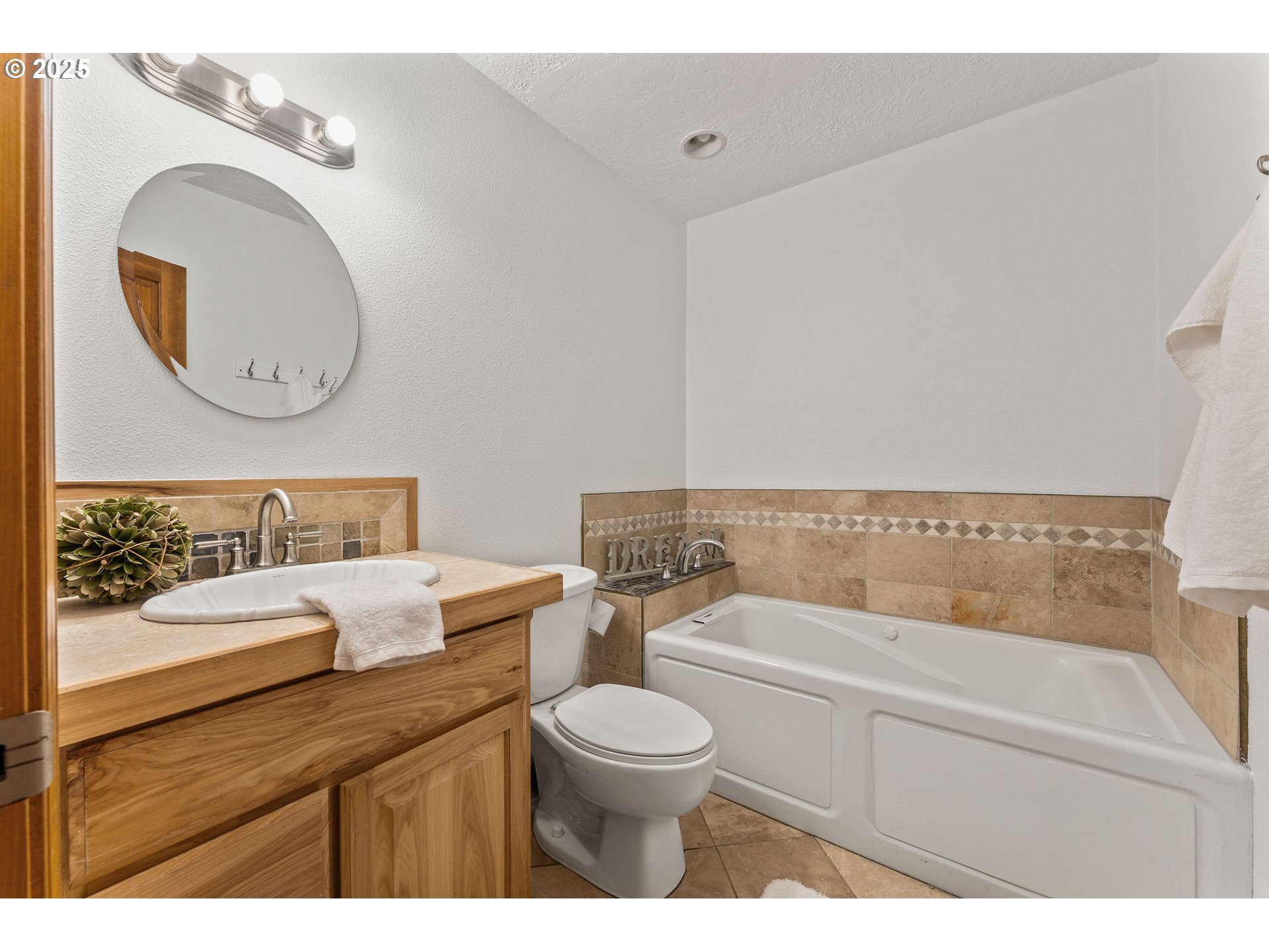 123 SCENIC VIEW DR