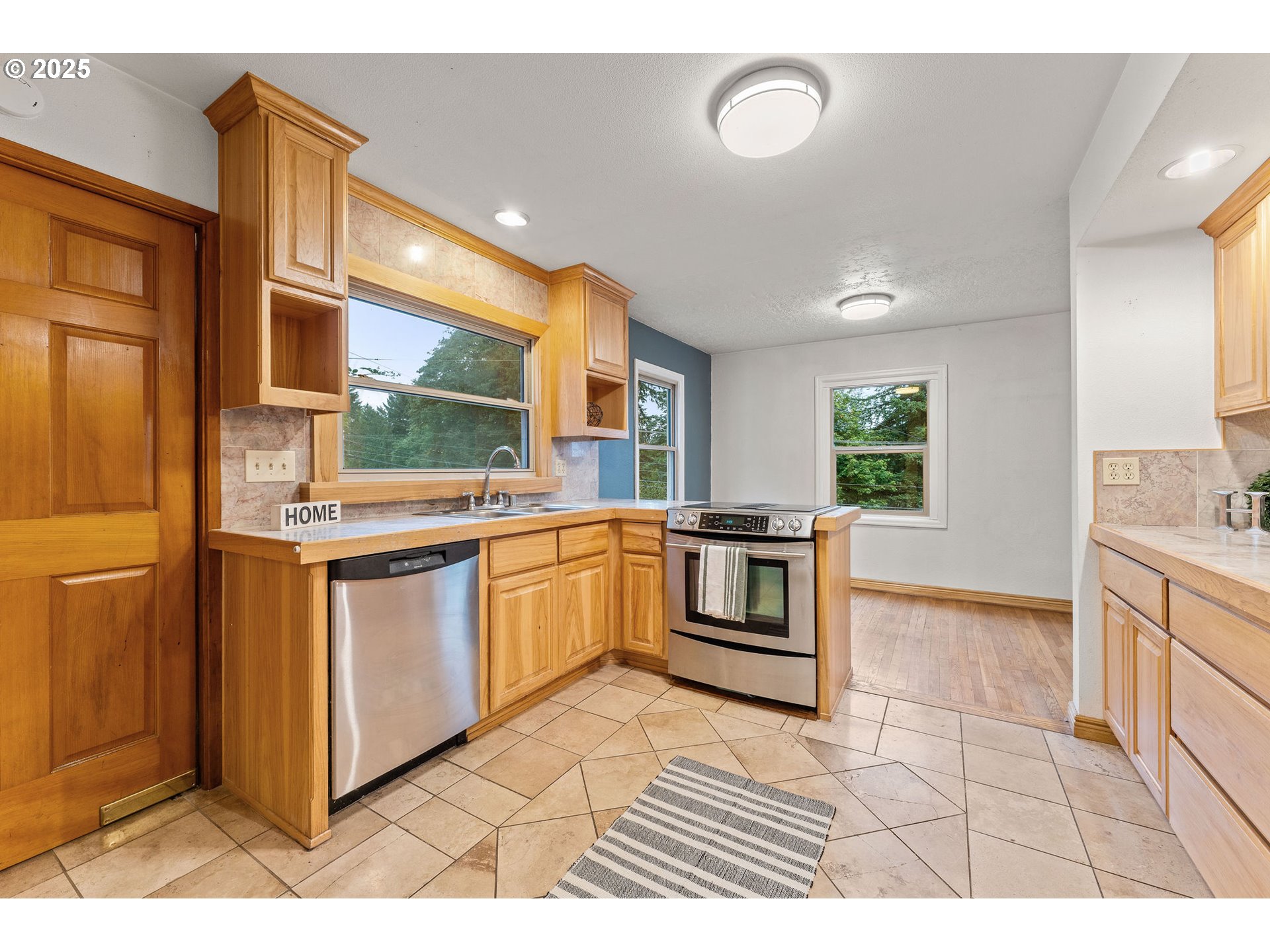 123 SCENIC VIEW DR