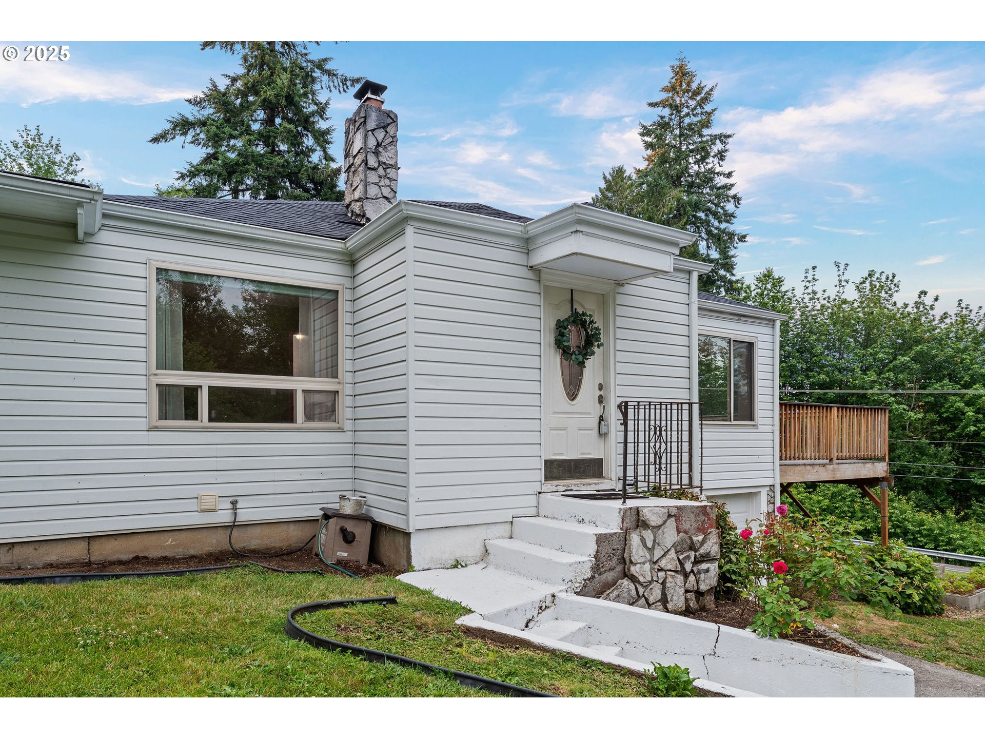 123 SCENIC VIEW DR