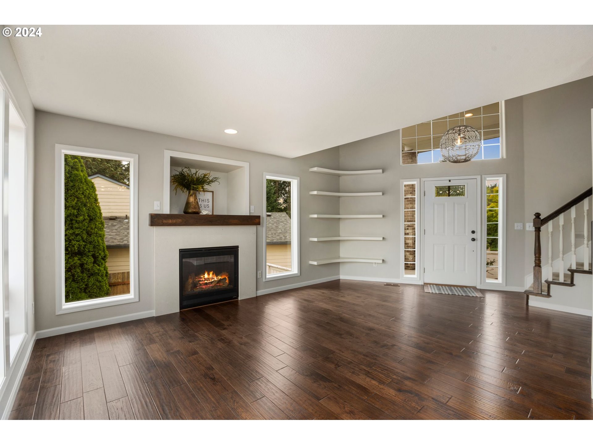 2408 NW NORWOOD ST