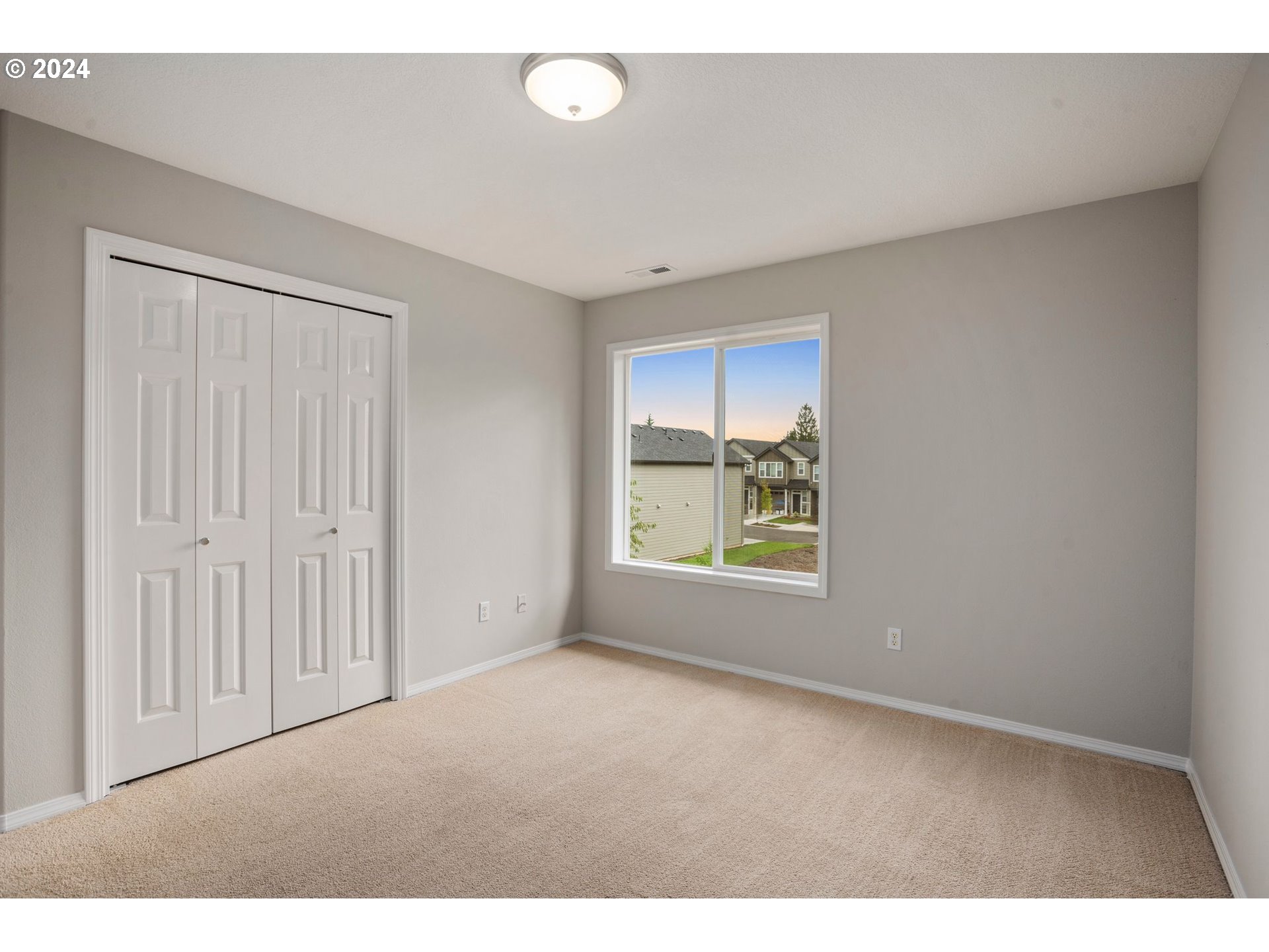 2408 NW NORWOOD ST