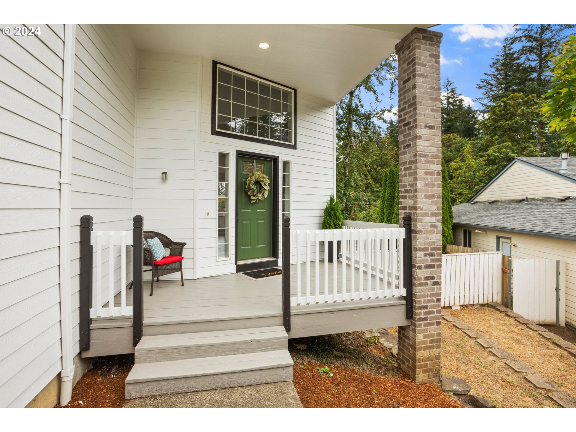 2408 NW NORWOOD ST