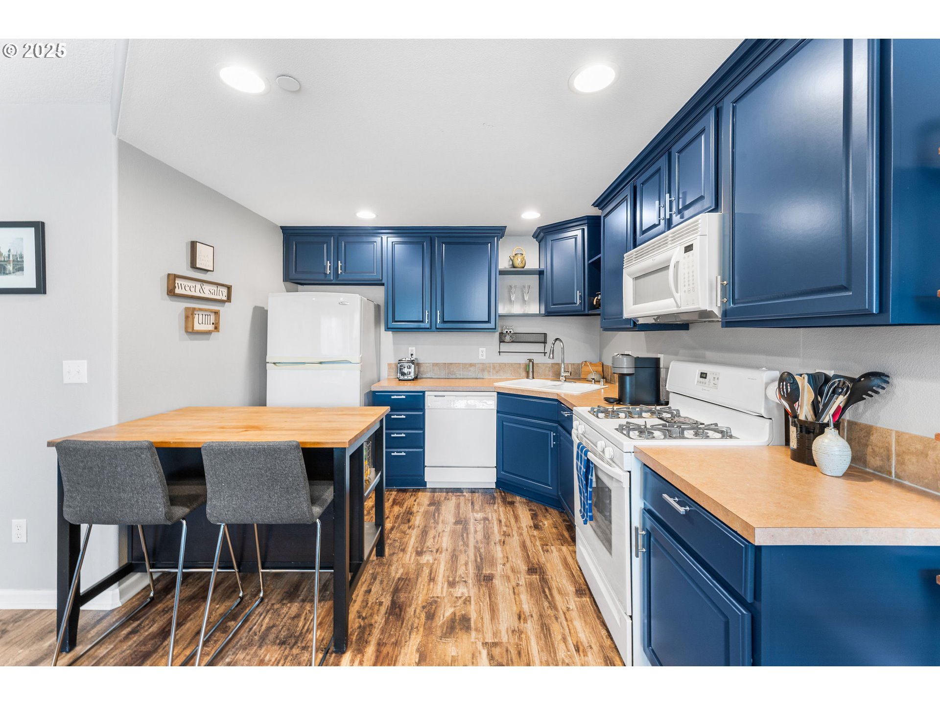 7512 NE 34TH AVE 7C