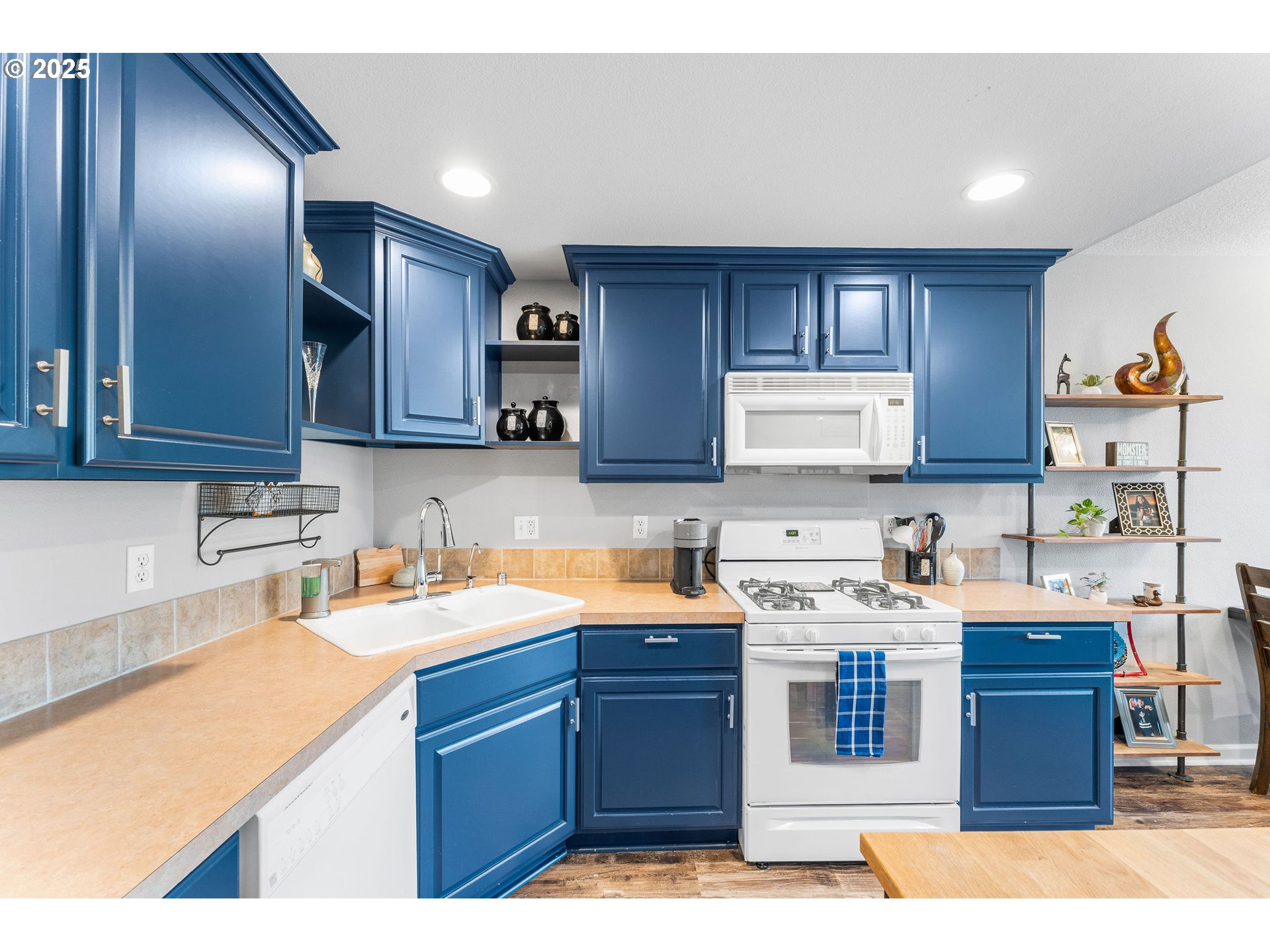 7512 NE 34TH AVE 7C