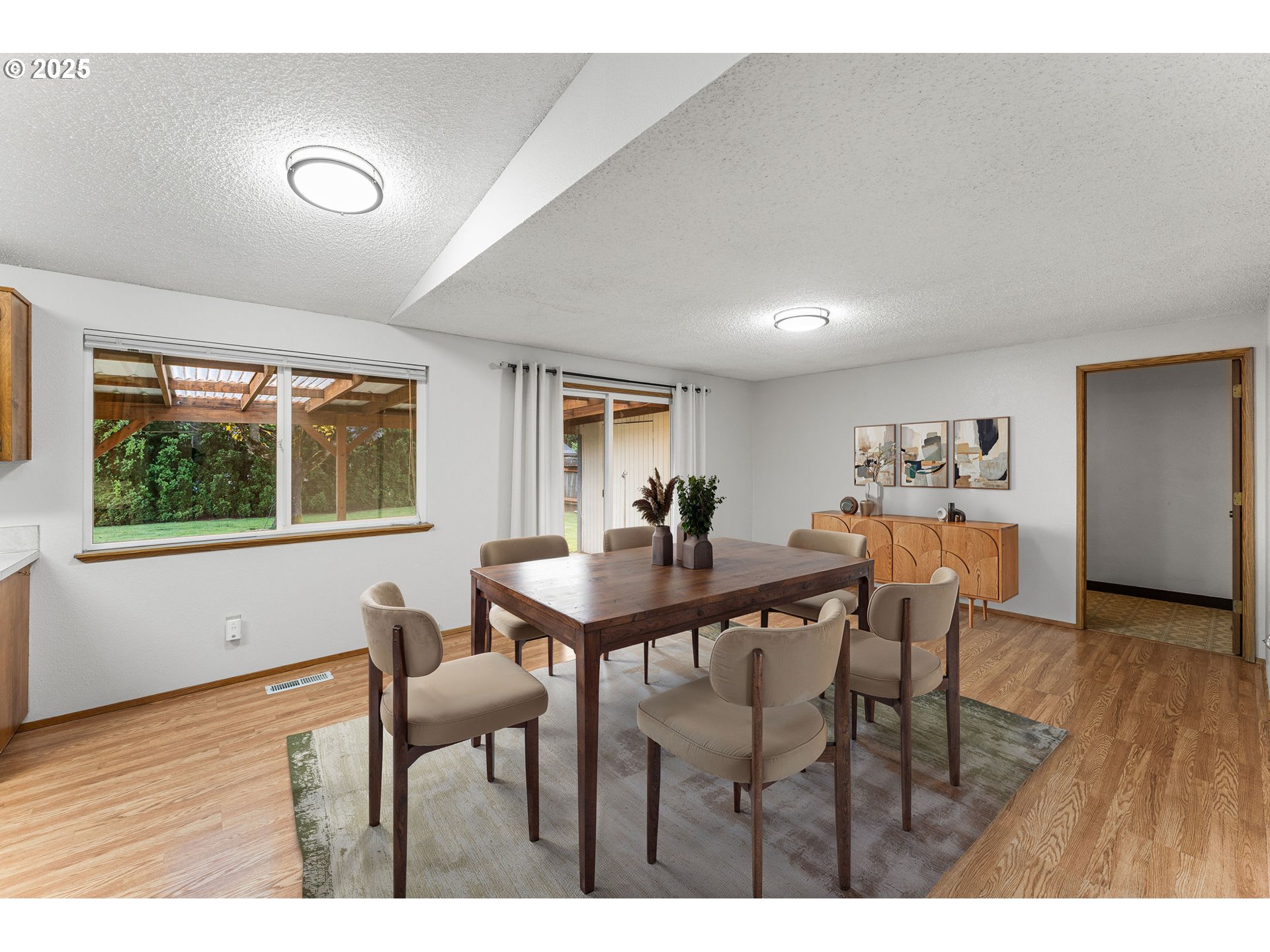 3208 NE 133RD CT