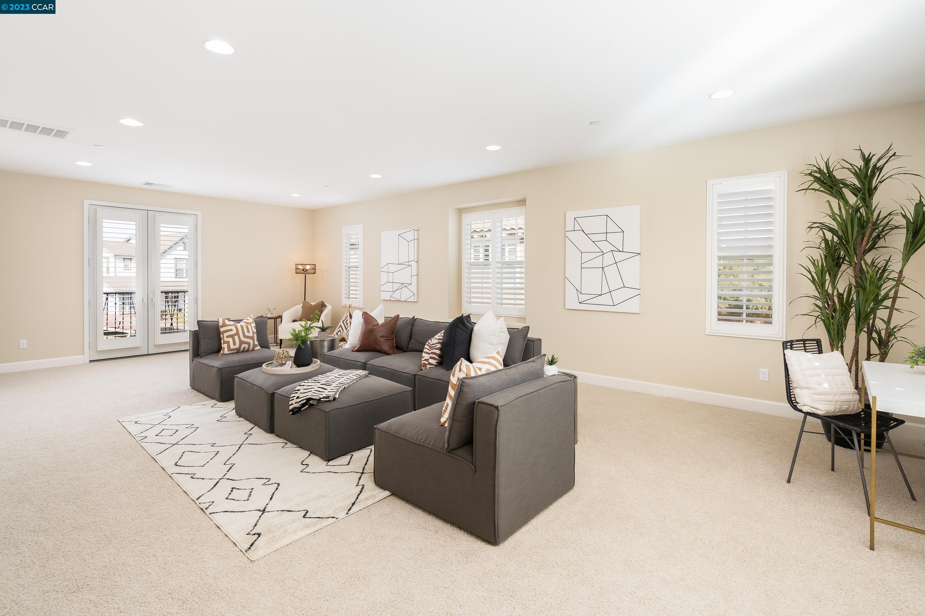 5194 Bengali St