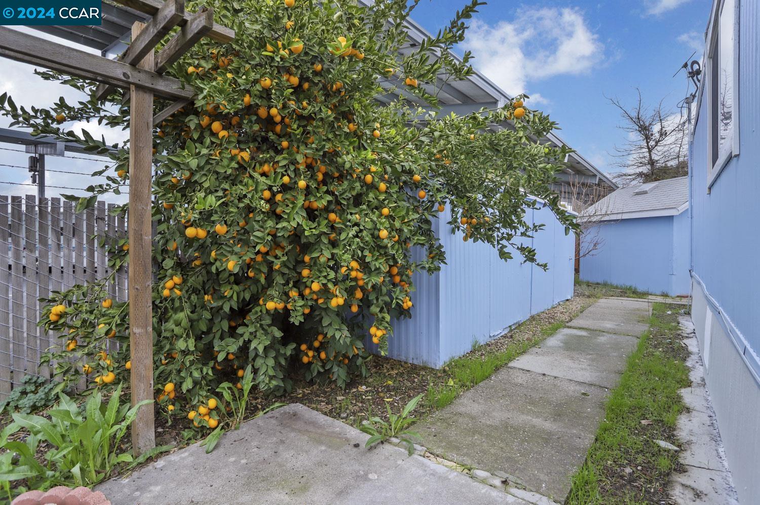 8600 West Lane Unit: 143