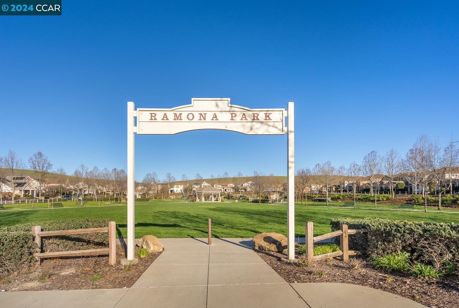 7319 Balmoral Way