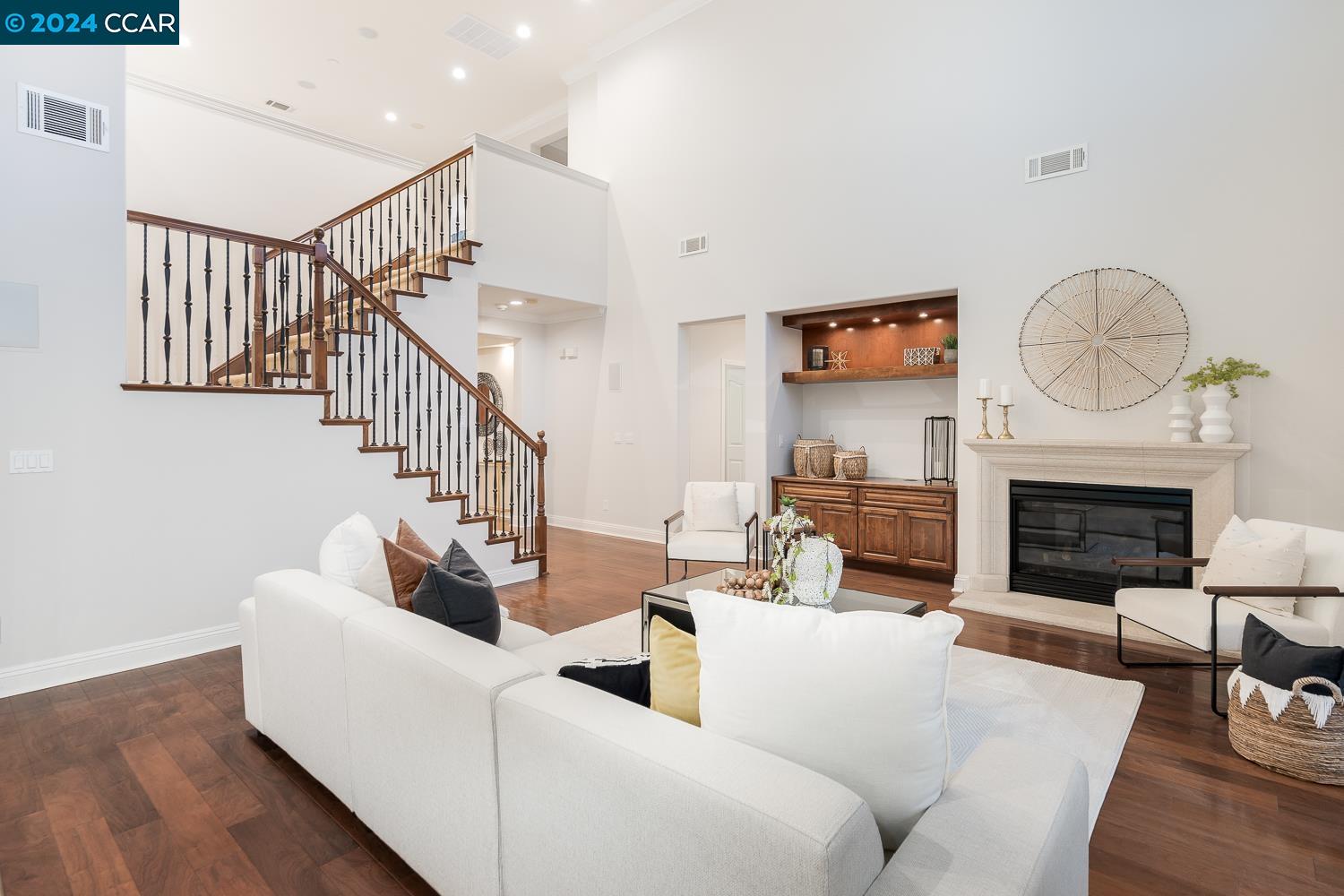 7319 Balmoral Way