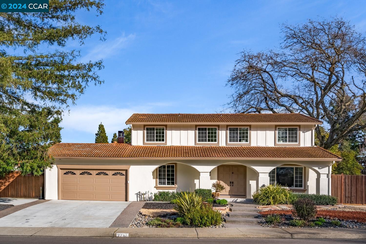 2737 Canyon Creek Drive