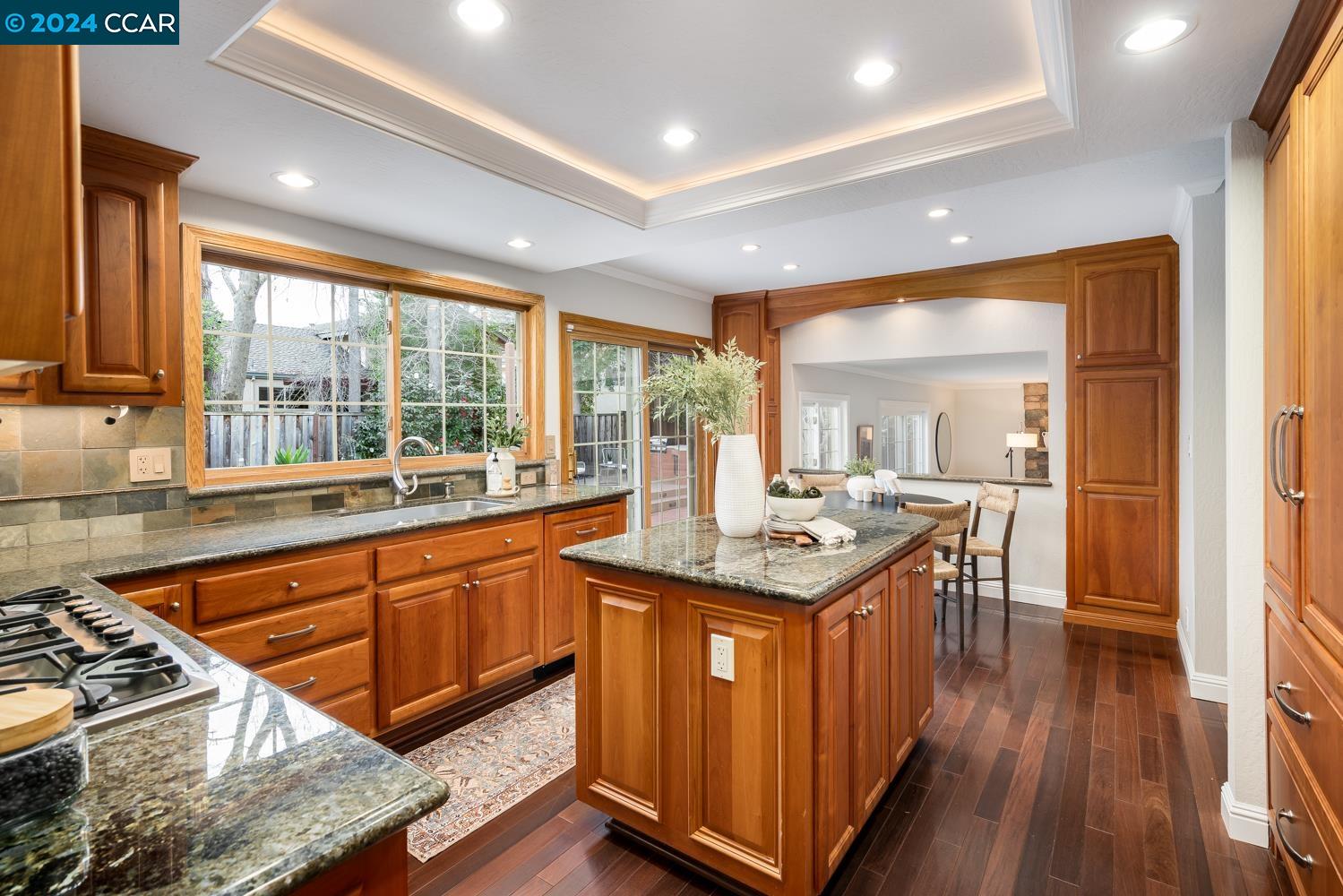 573 Zephyr Cir