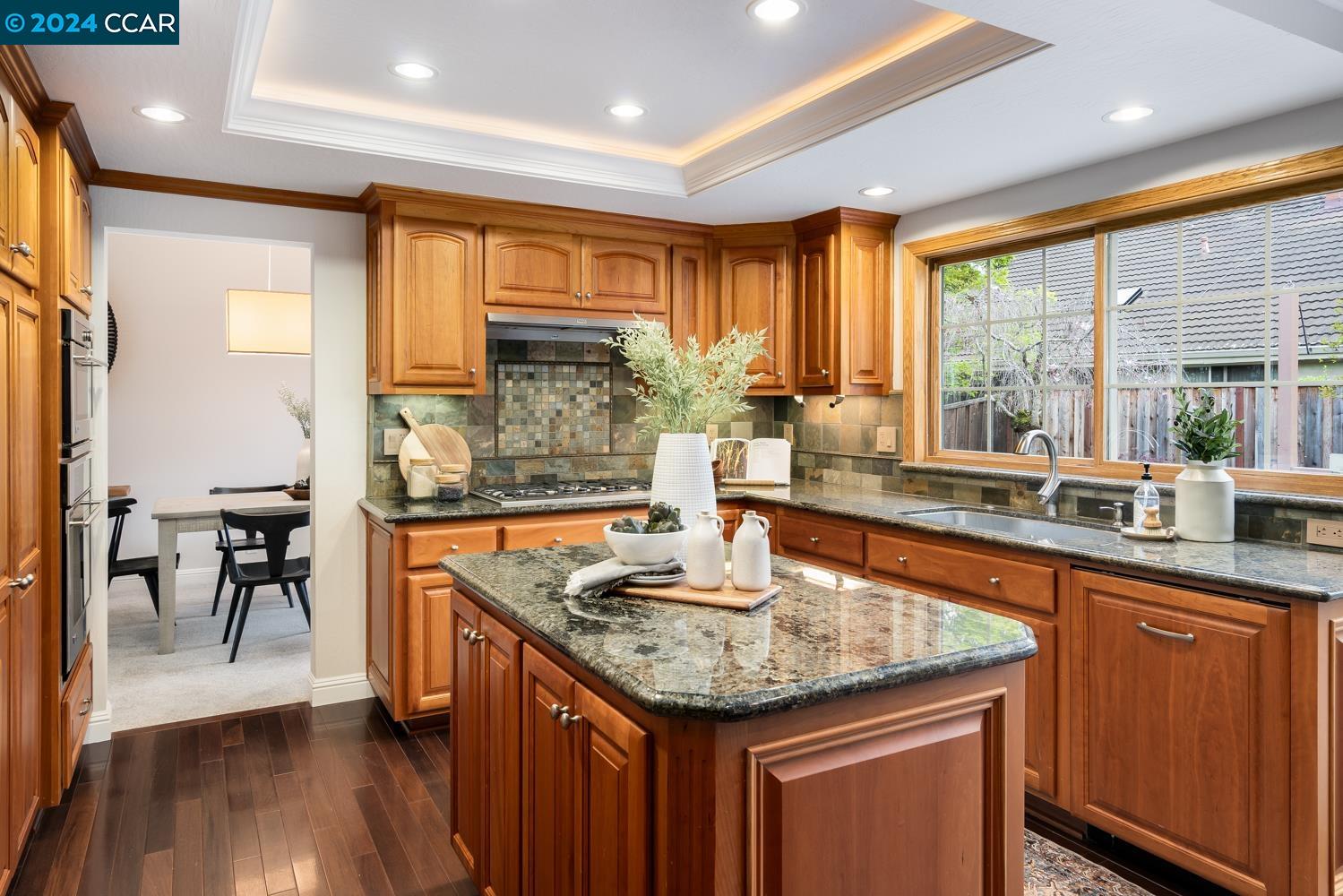 573 Zephyr Cir