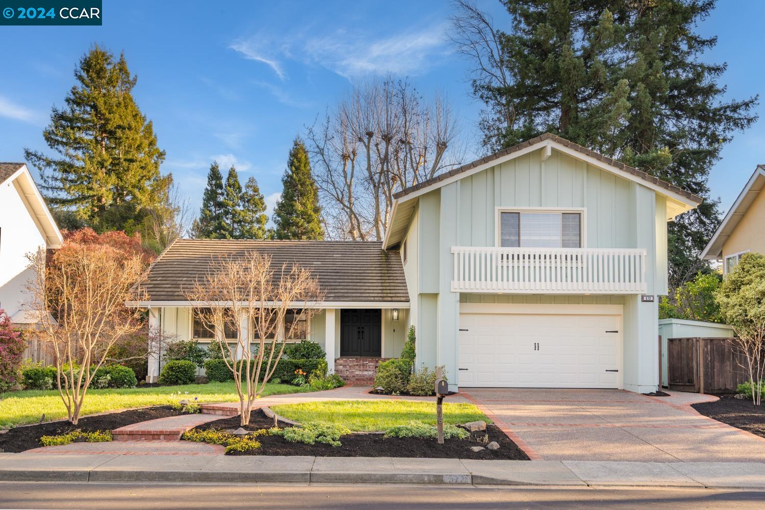 573 Zephyr Cir
