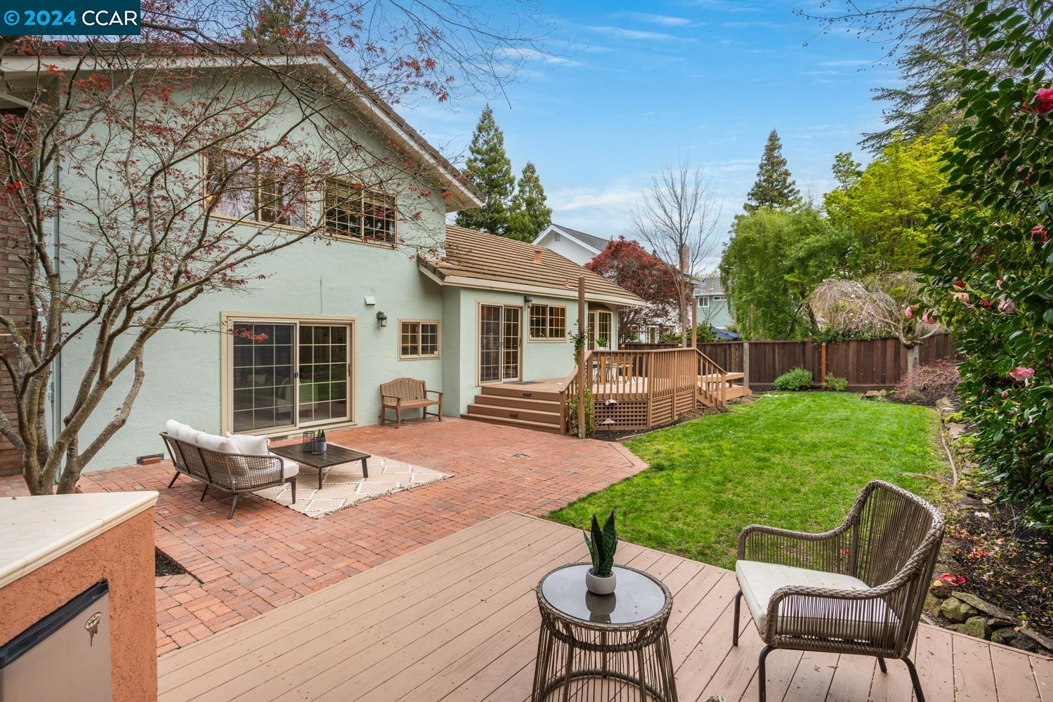 573 Zephyr Cir
