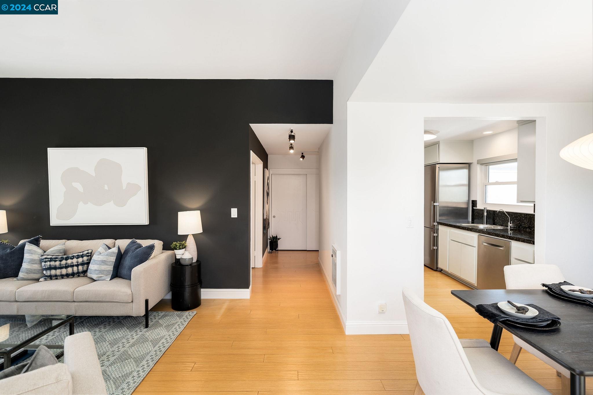 500 Vernon St # 403