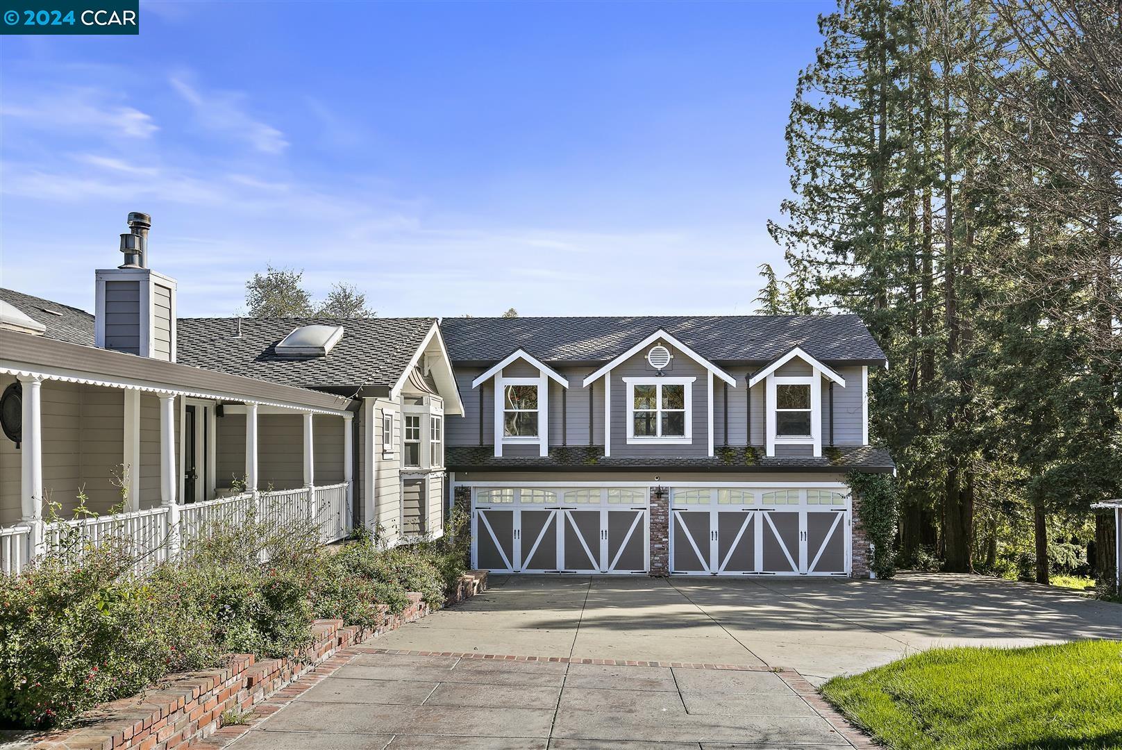 1110 Douglas Ct