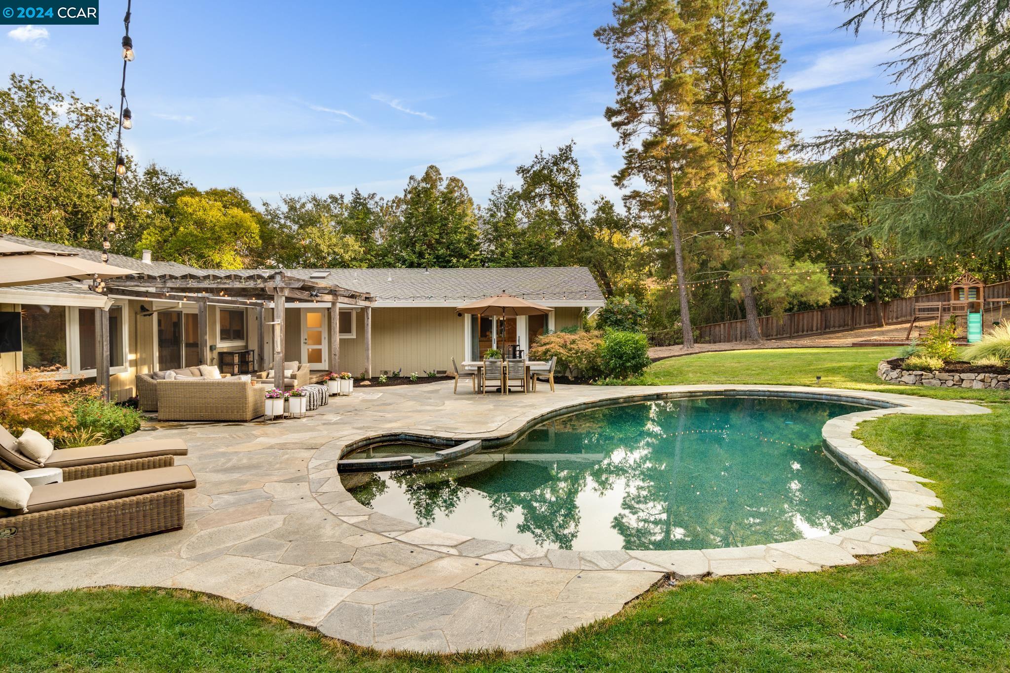161 Vernal Dr