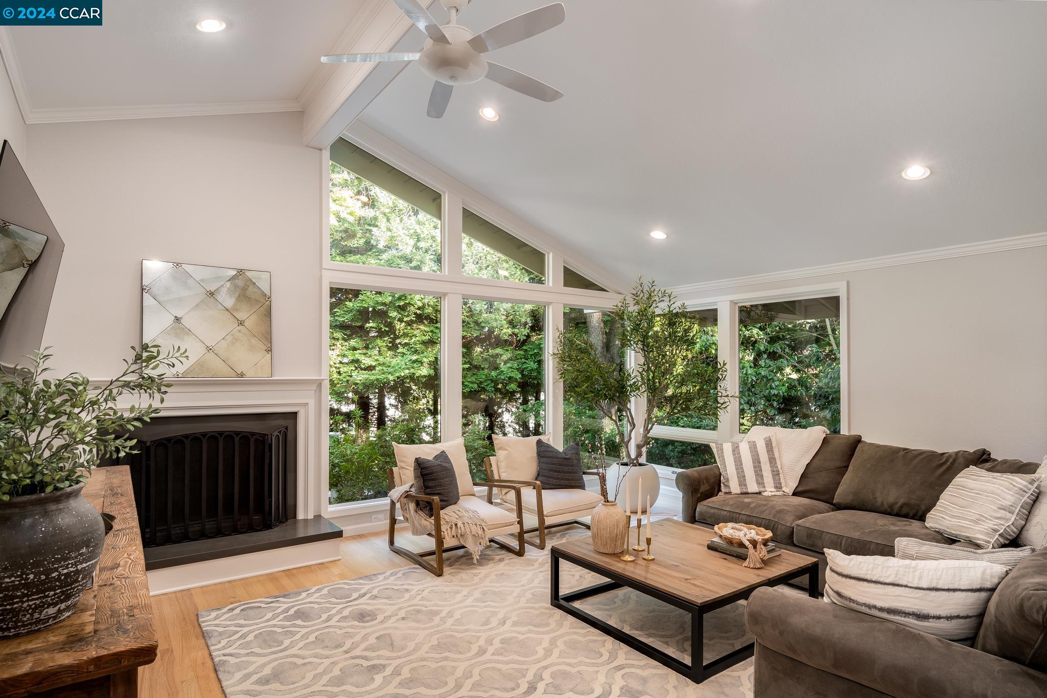 161 Vernal Dr