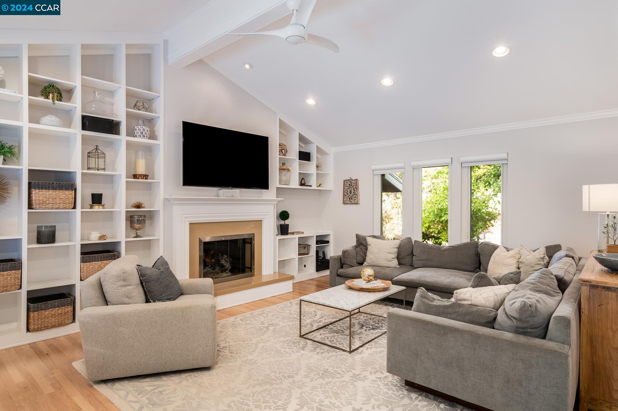 161 Vernal Dr