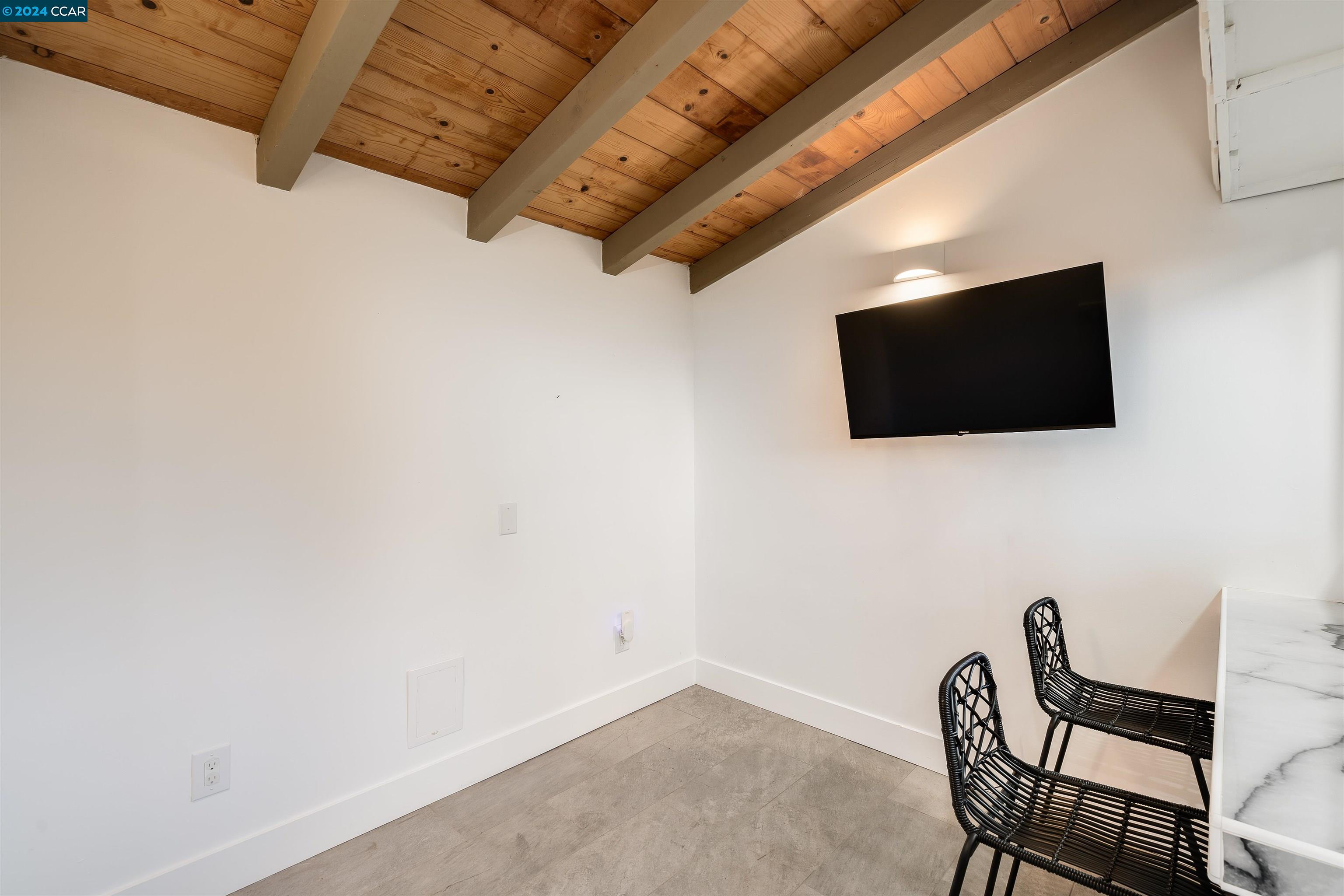 336 Castle Crest Road