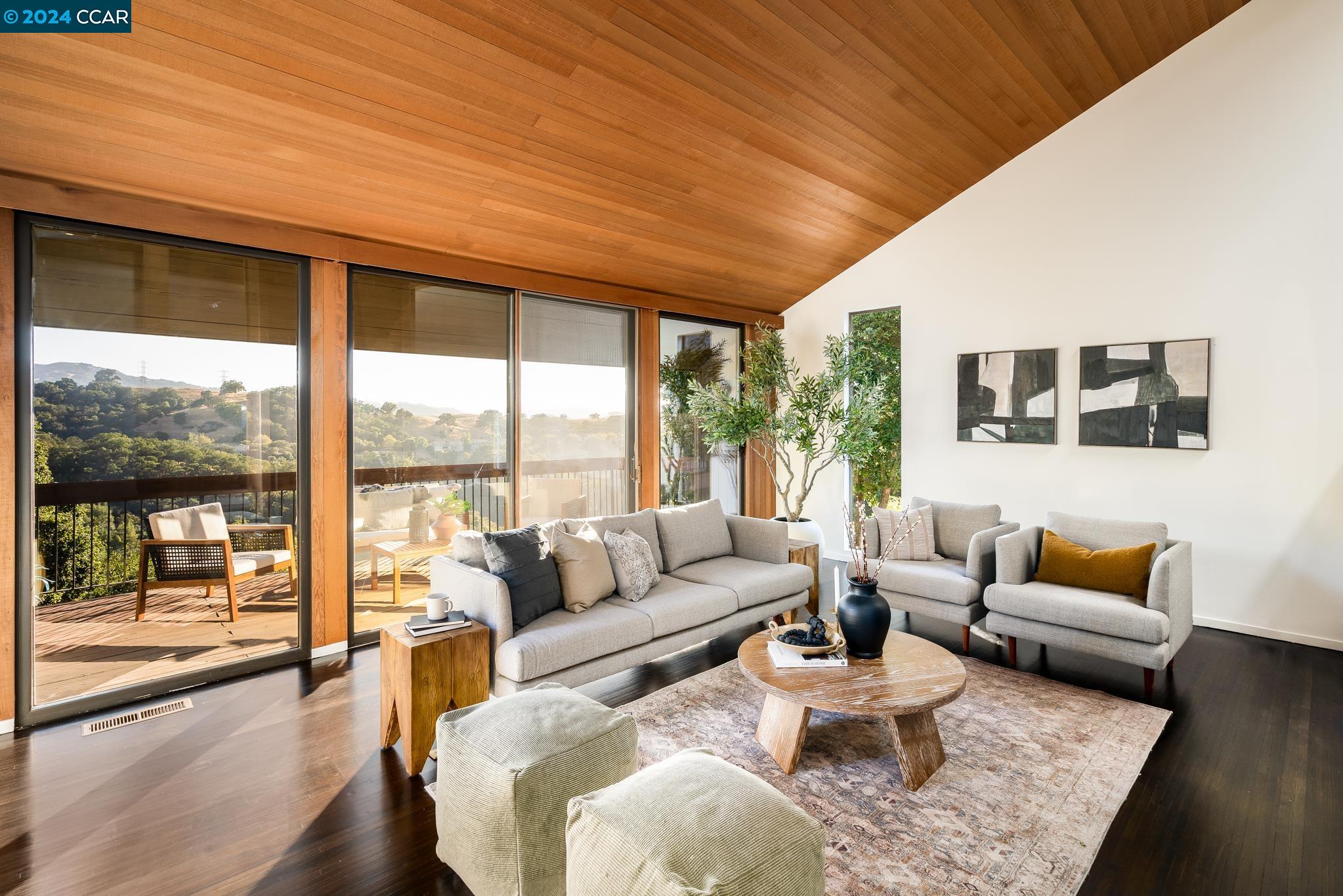 336 Castle Crest Road