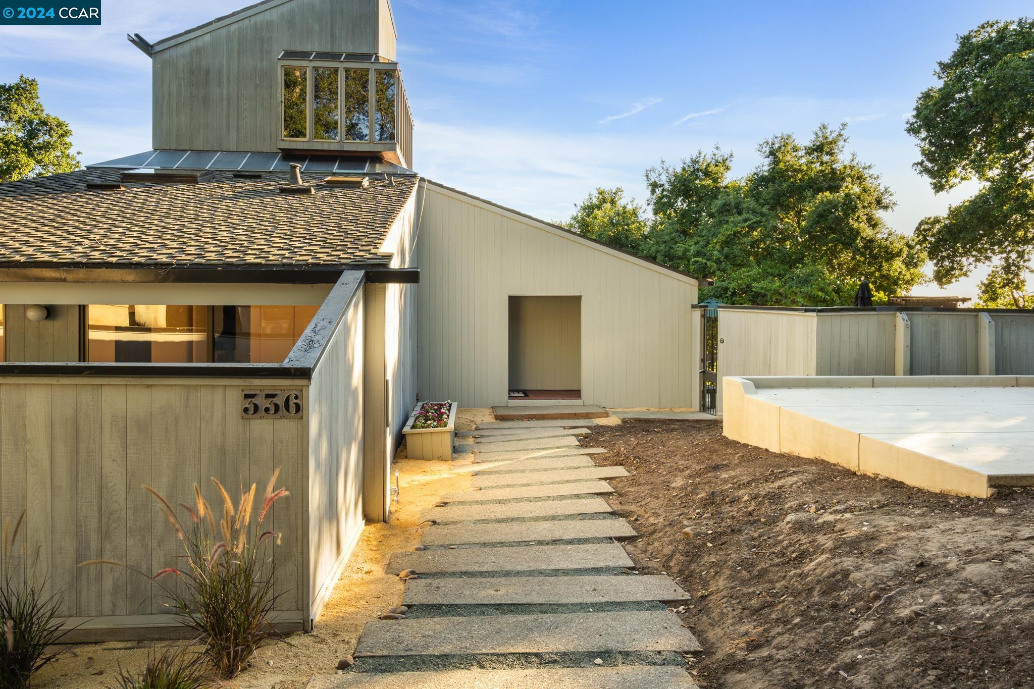 336 Castle Crest Road