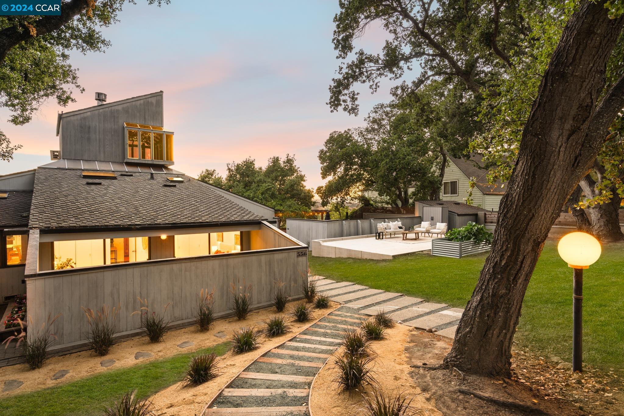 336 Castle Crest Road