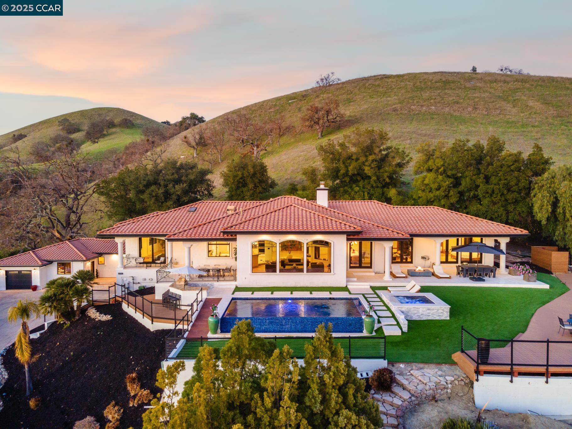 2470 Caballo Ranchero Dr