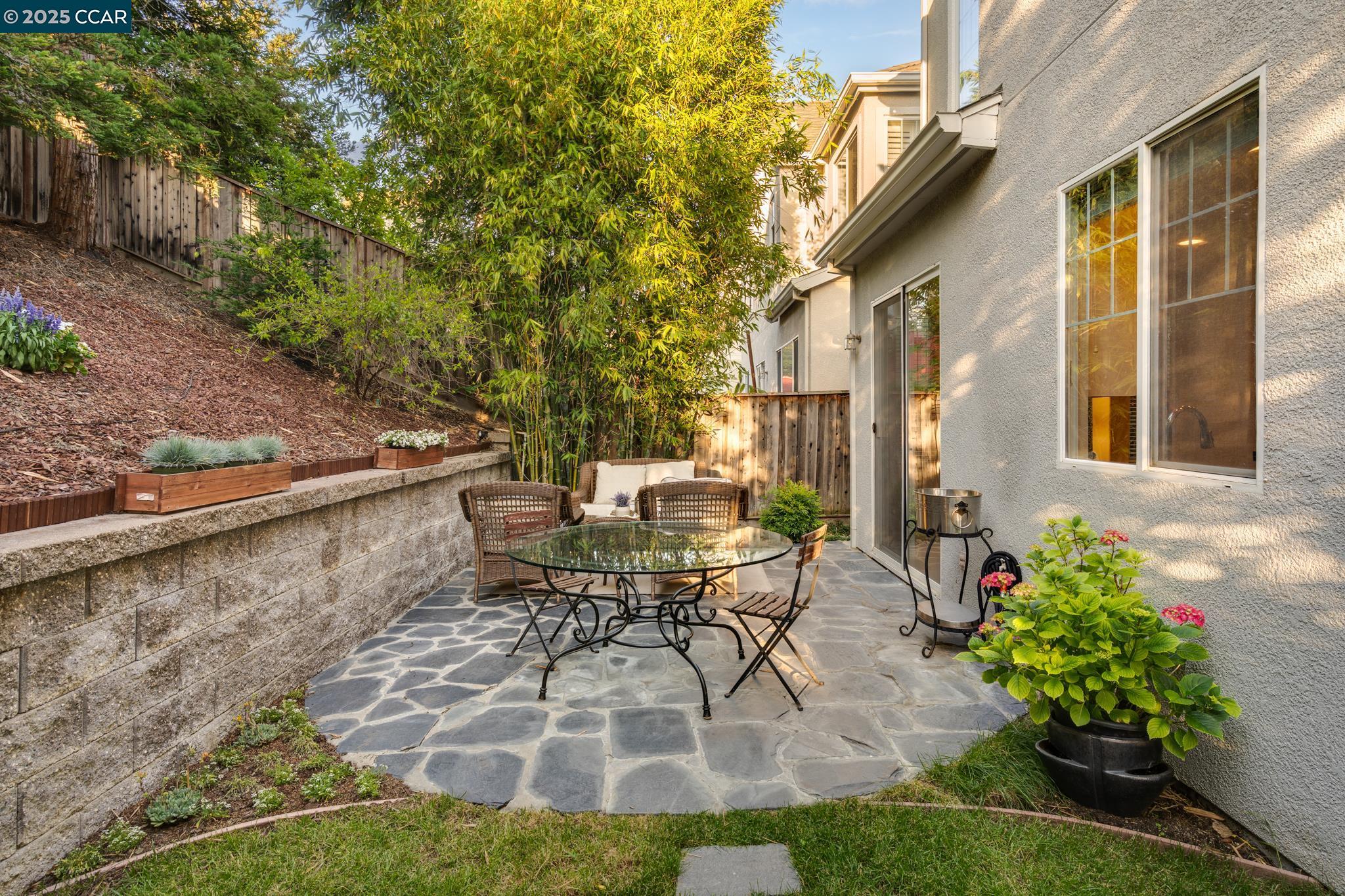 2258 S Donovan Way