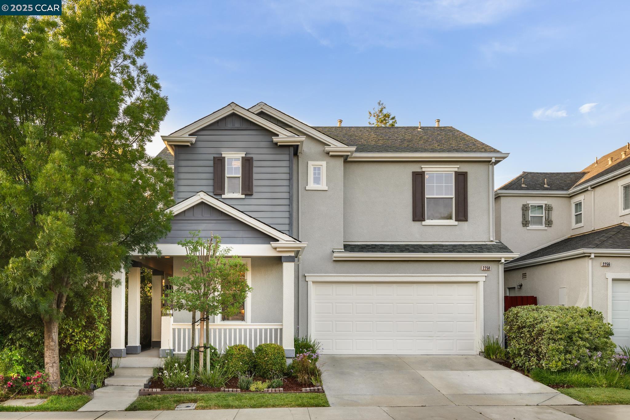 2258 S Donovan Way