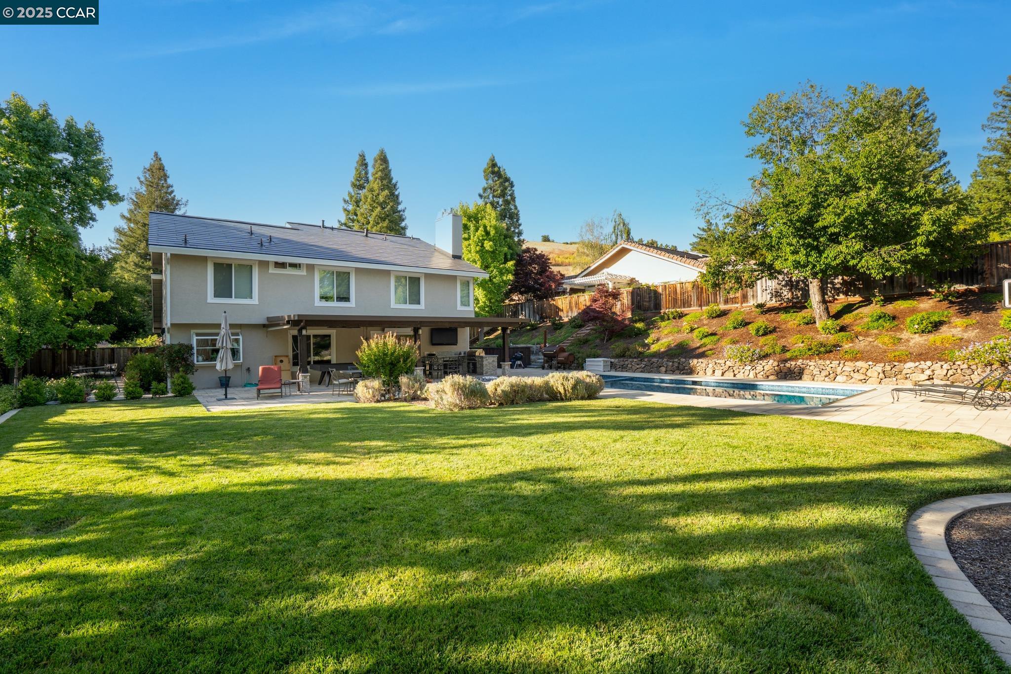1227 Dutch Mill Dr