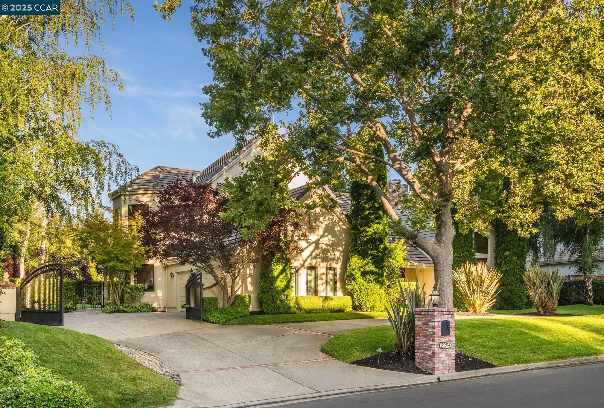3284 Blackhawk Meadow Dr