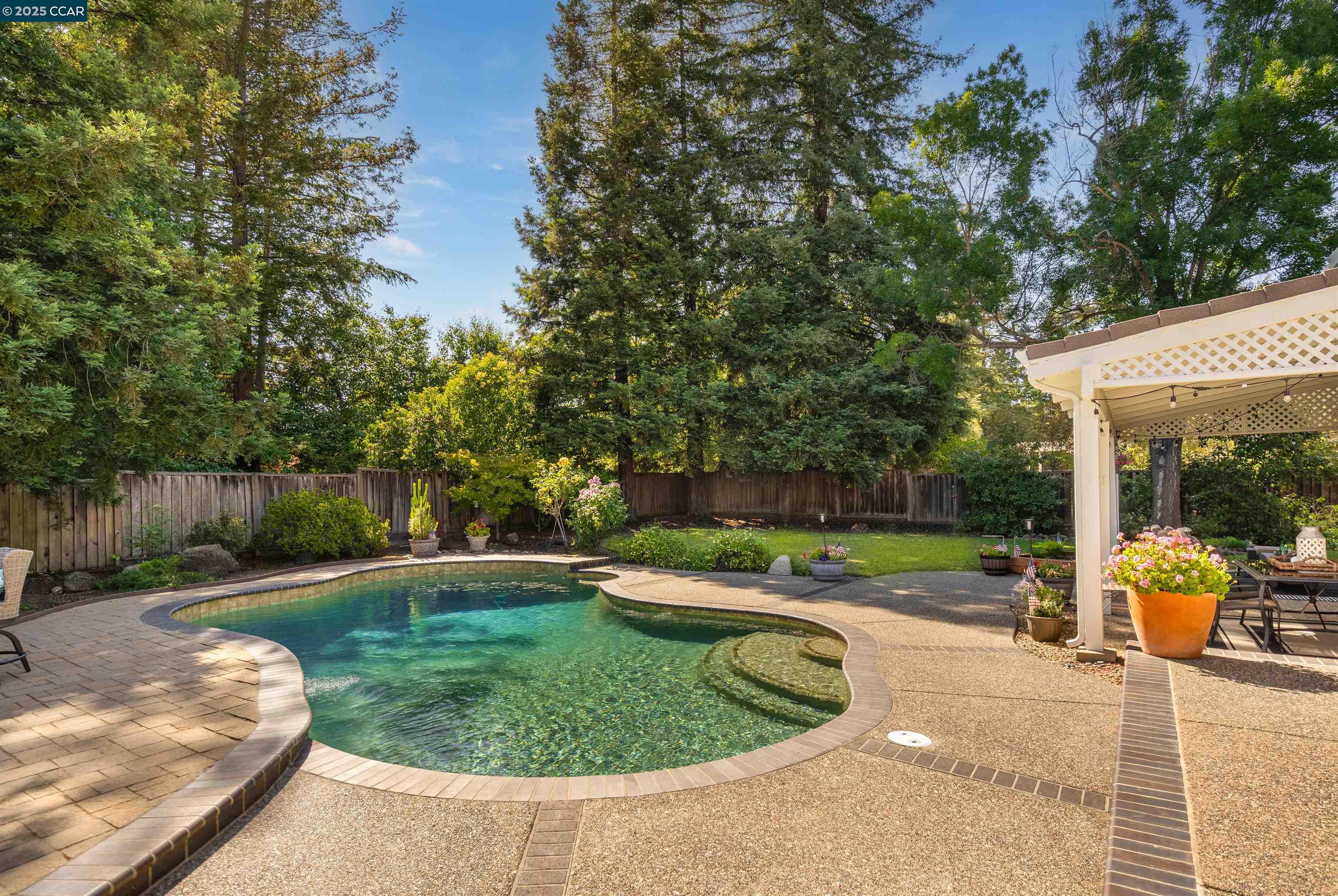 175 Woodview Terrace Dr