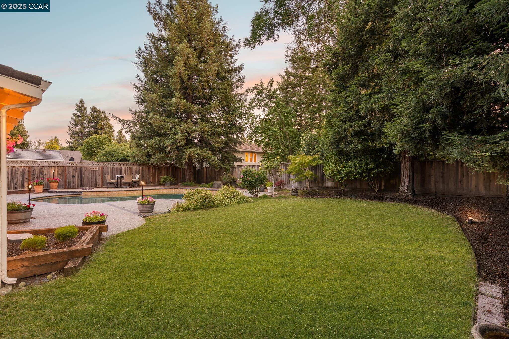 175 Woodview Terrace Dr