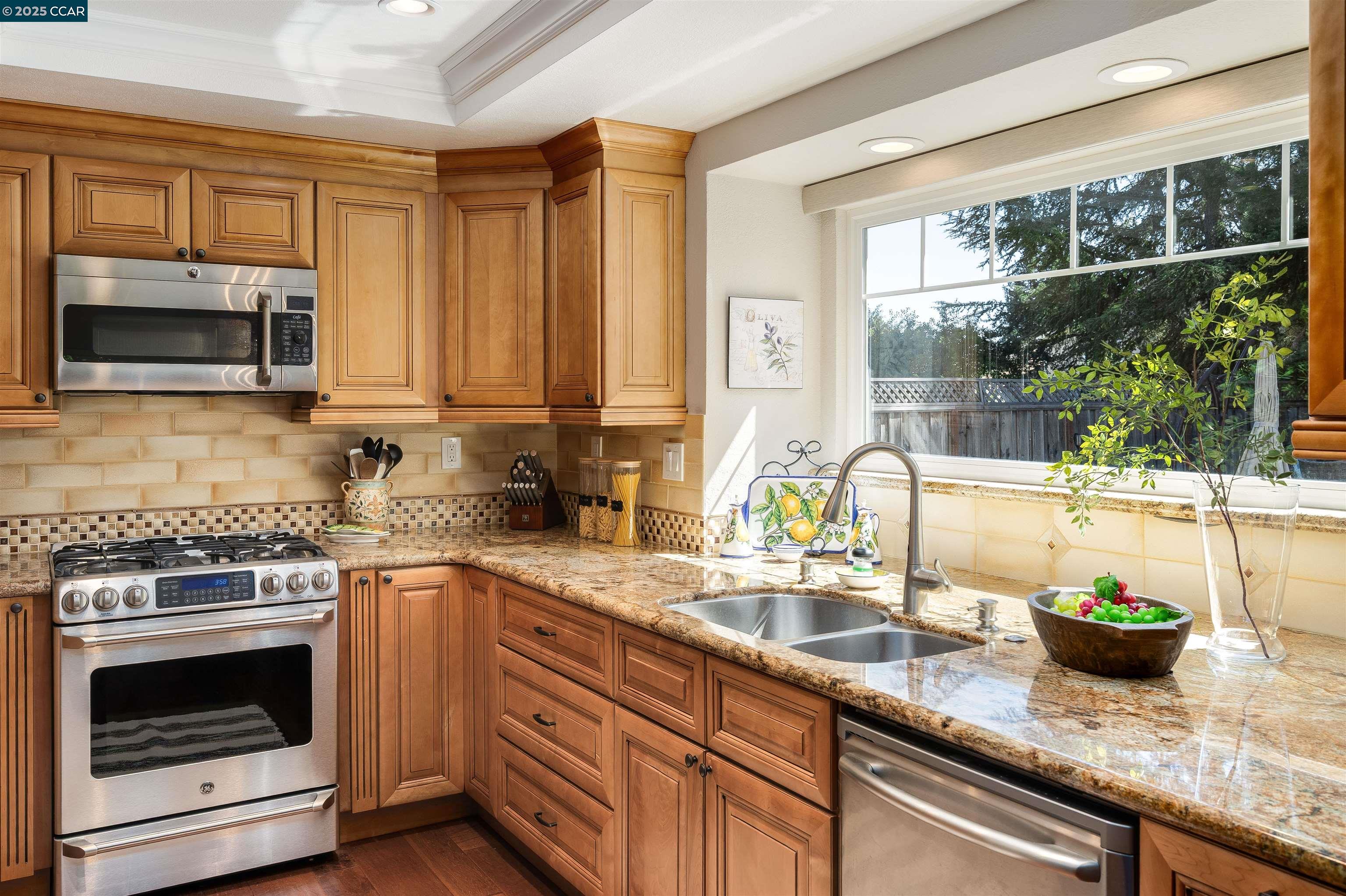175 Woodview Terrace Dr
