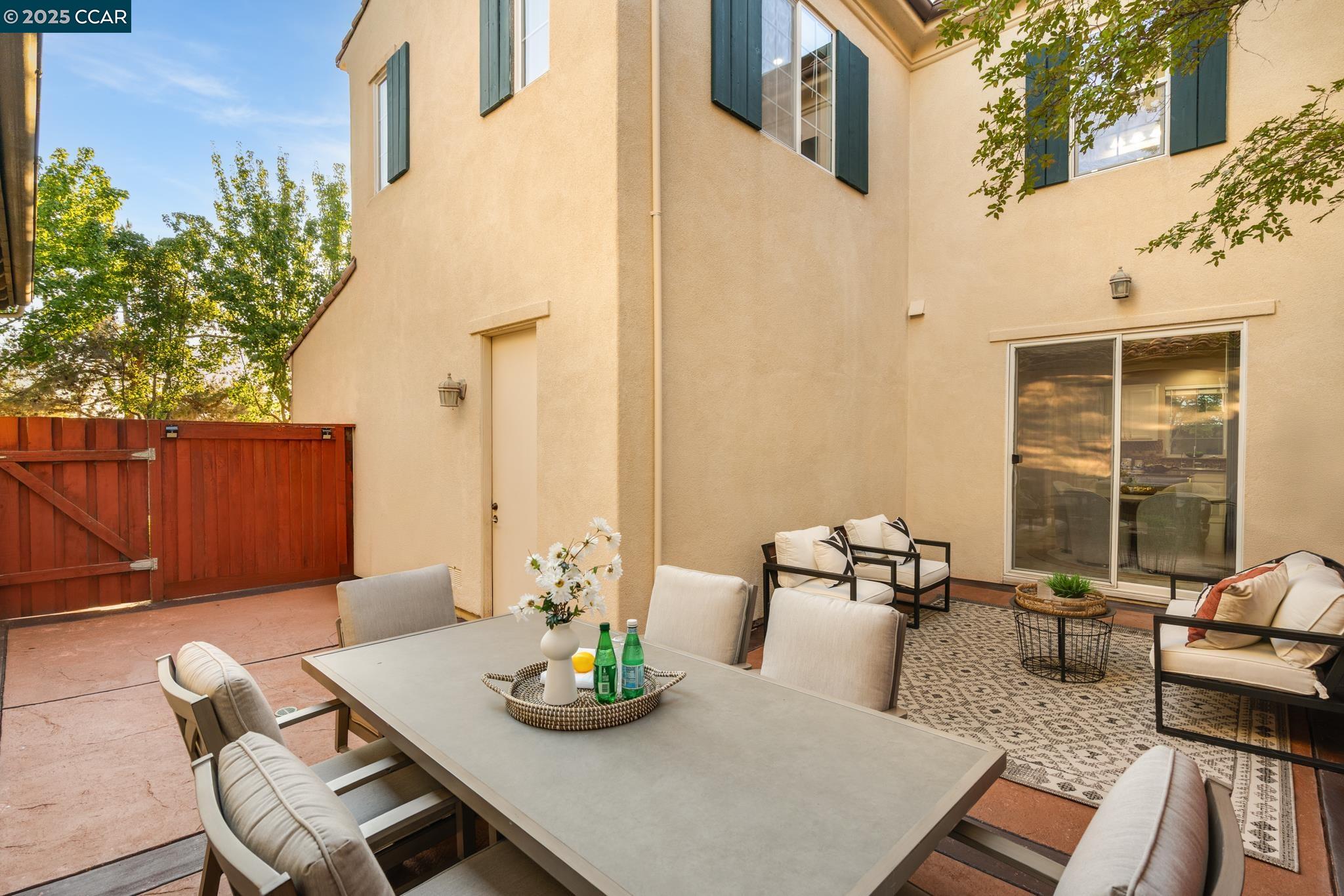9752 Belladonna Dr