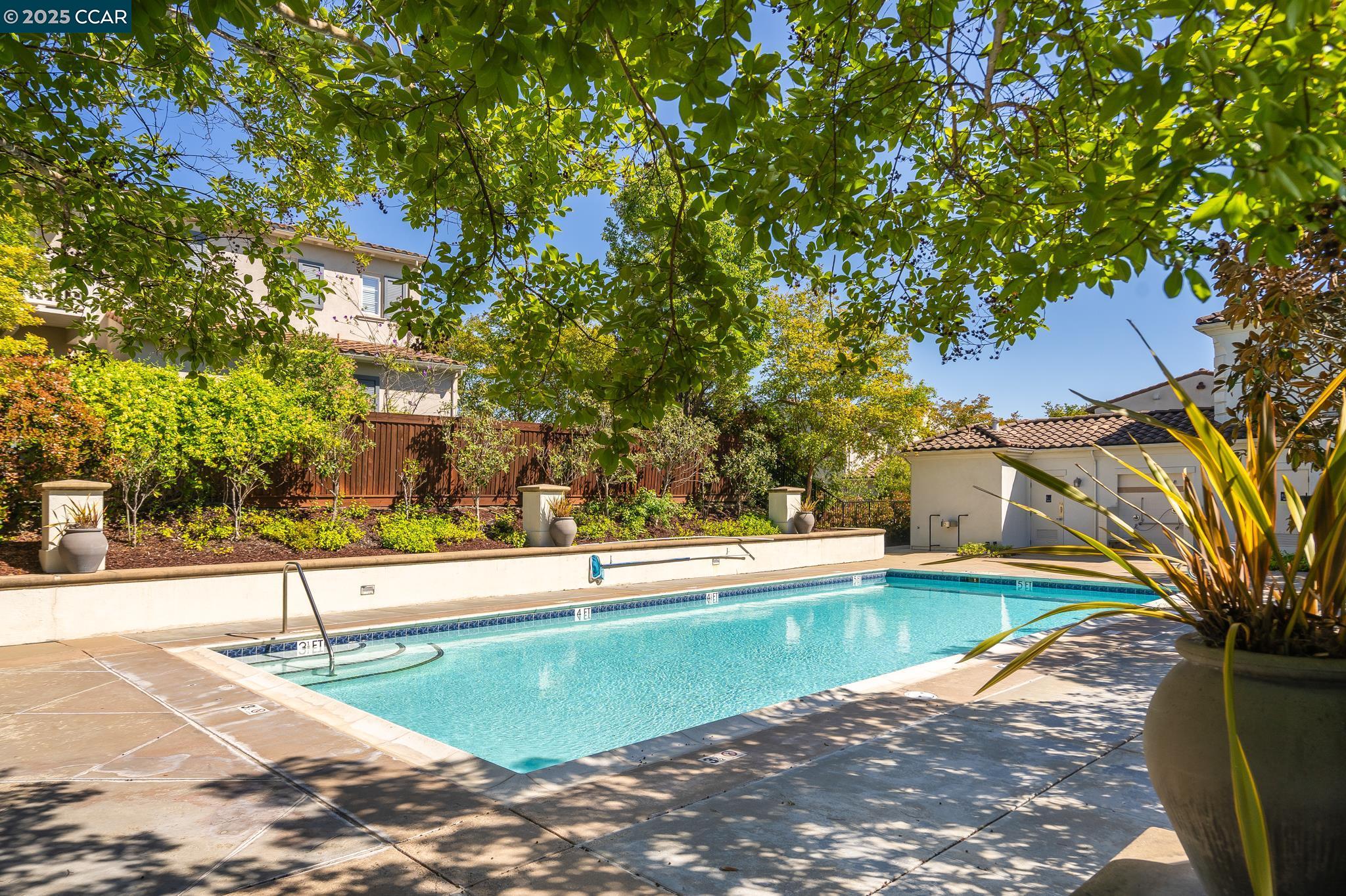 9752 Belladonna Dr