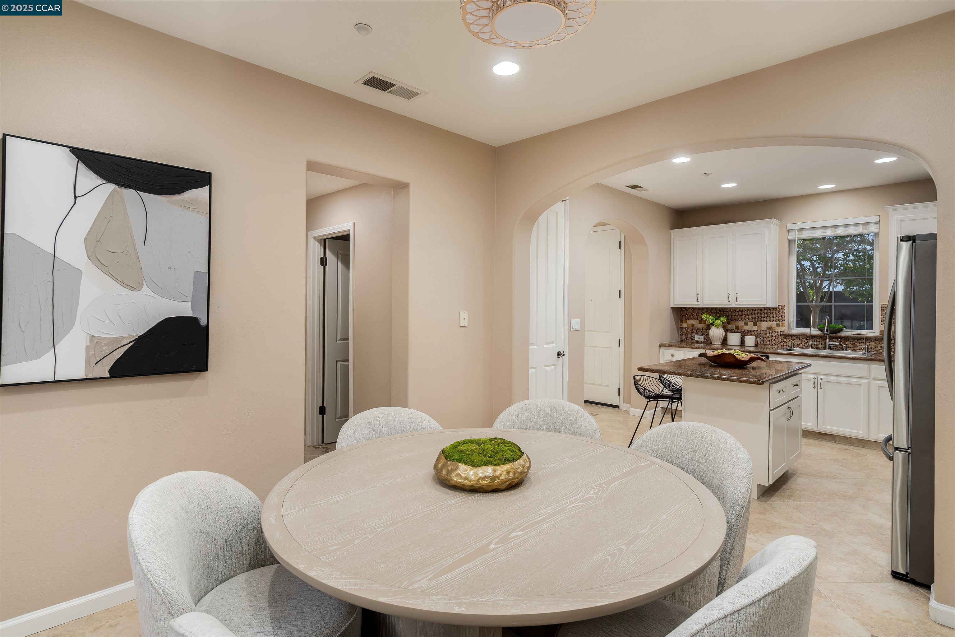 9752 Belladonna Dr