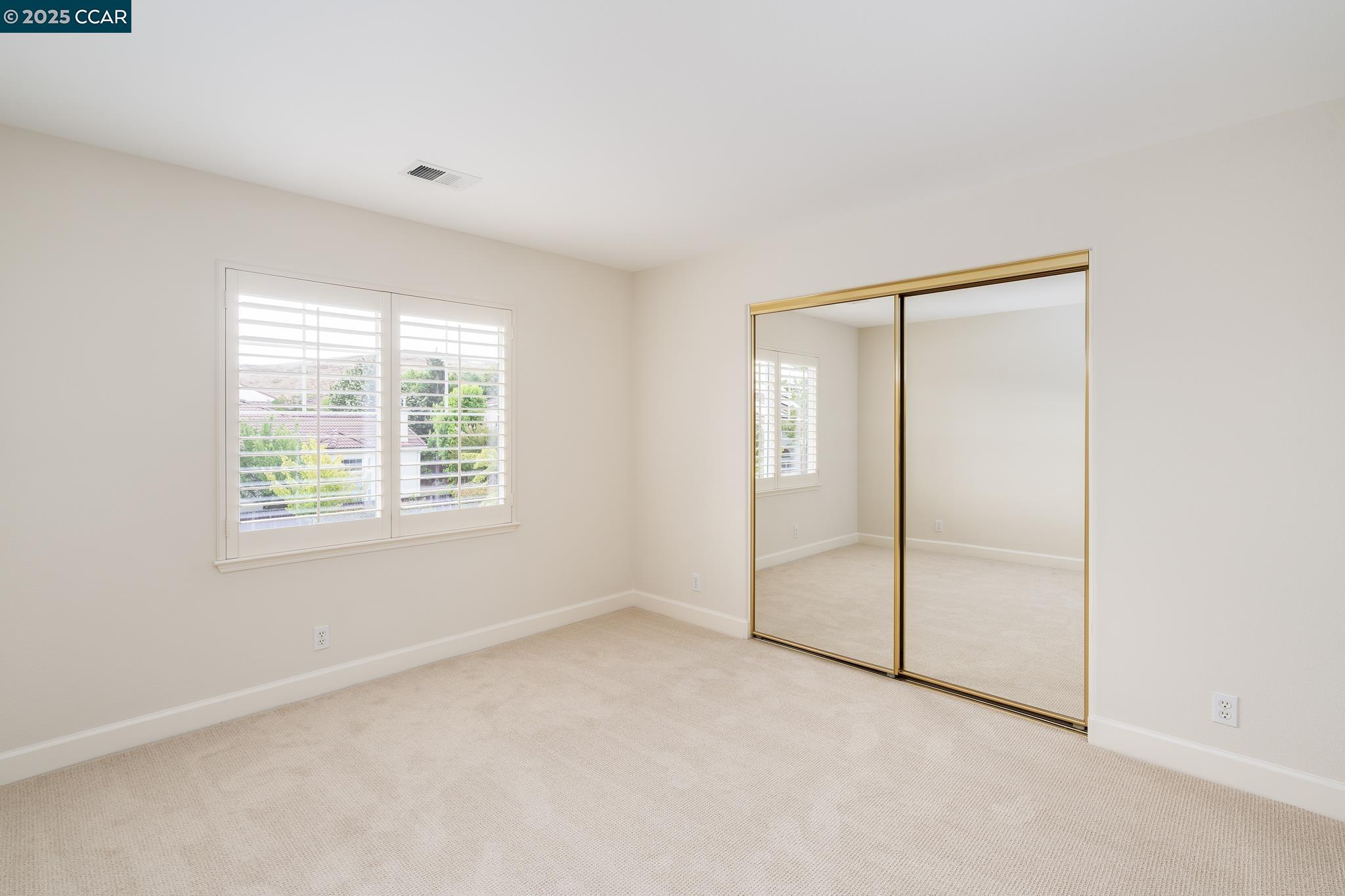 9356 Mediar Dr