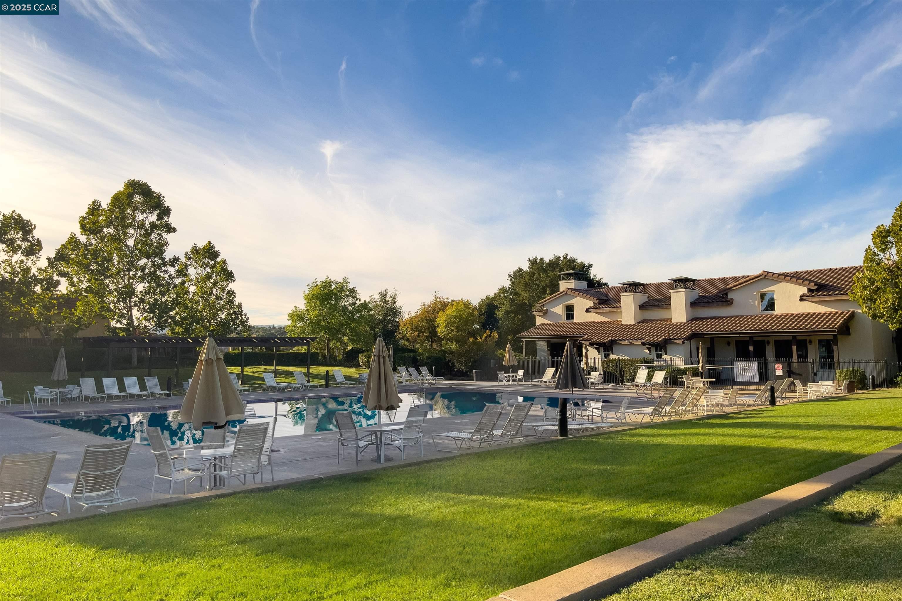 9356 Mediar Dr