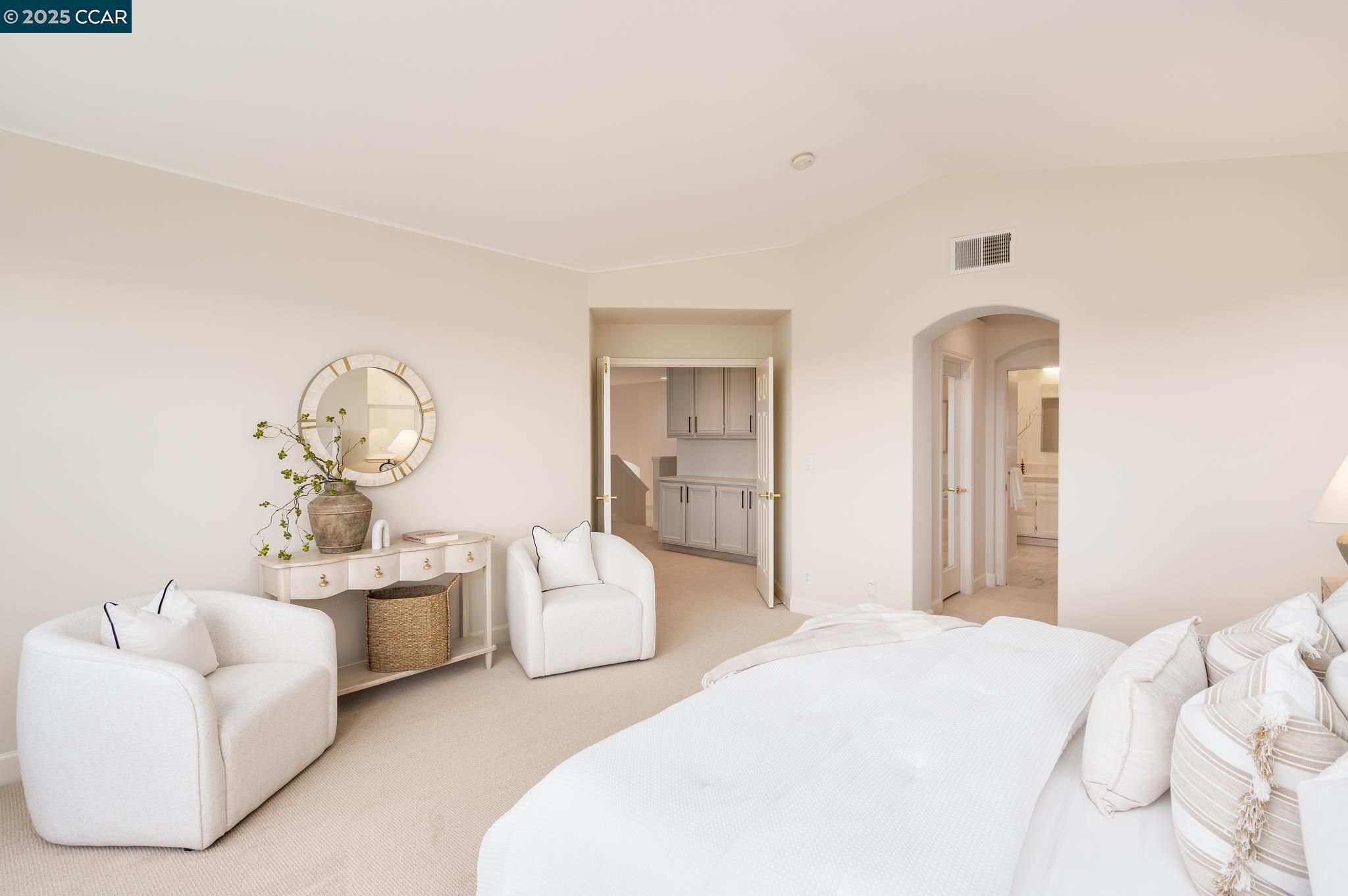 9356 Mediar Dr