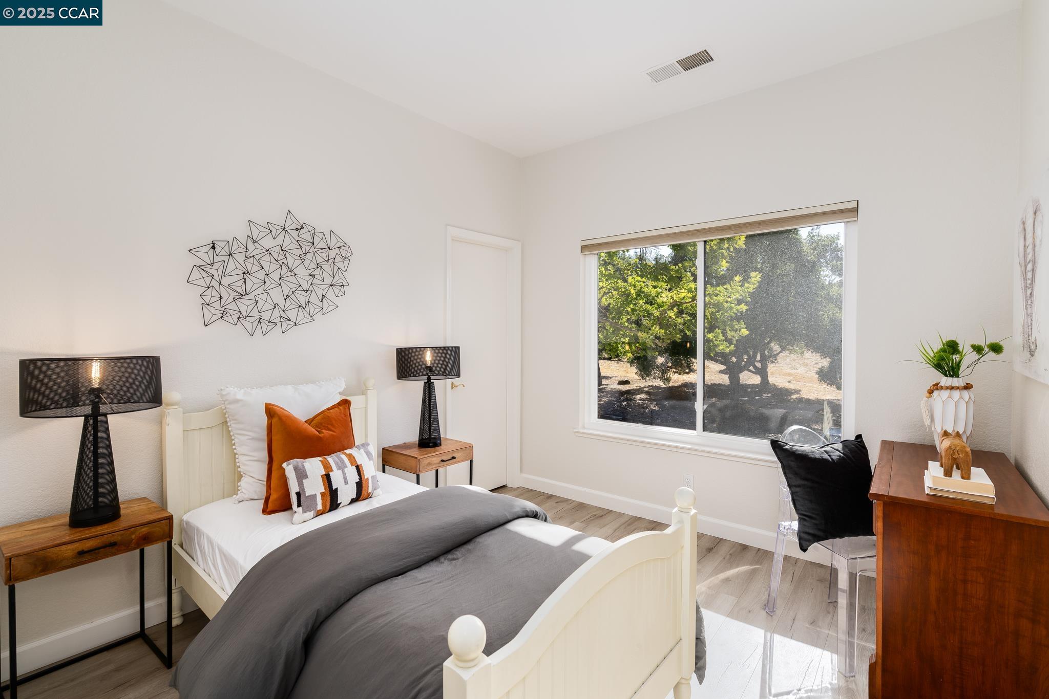 3010 Lakemont Dr # 5