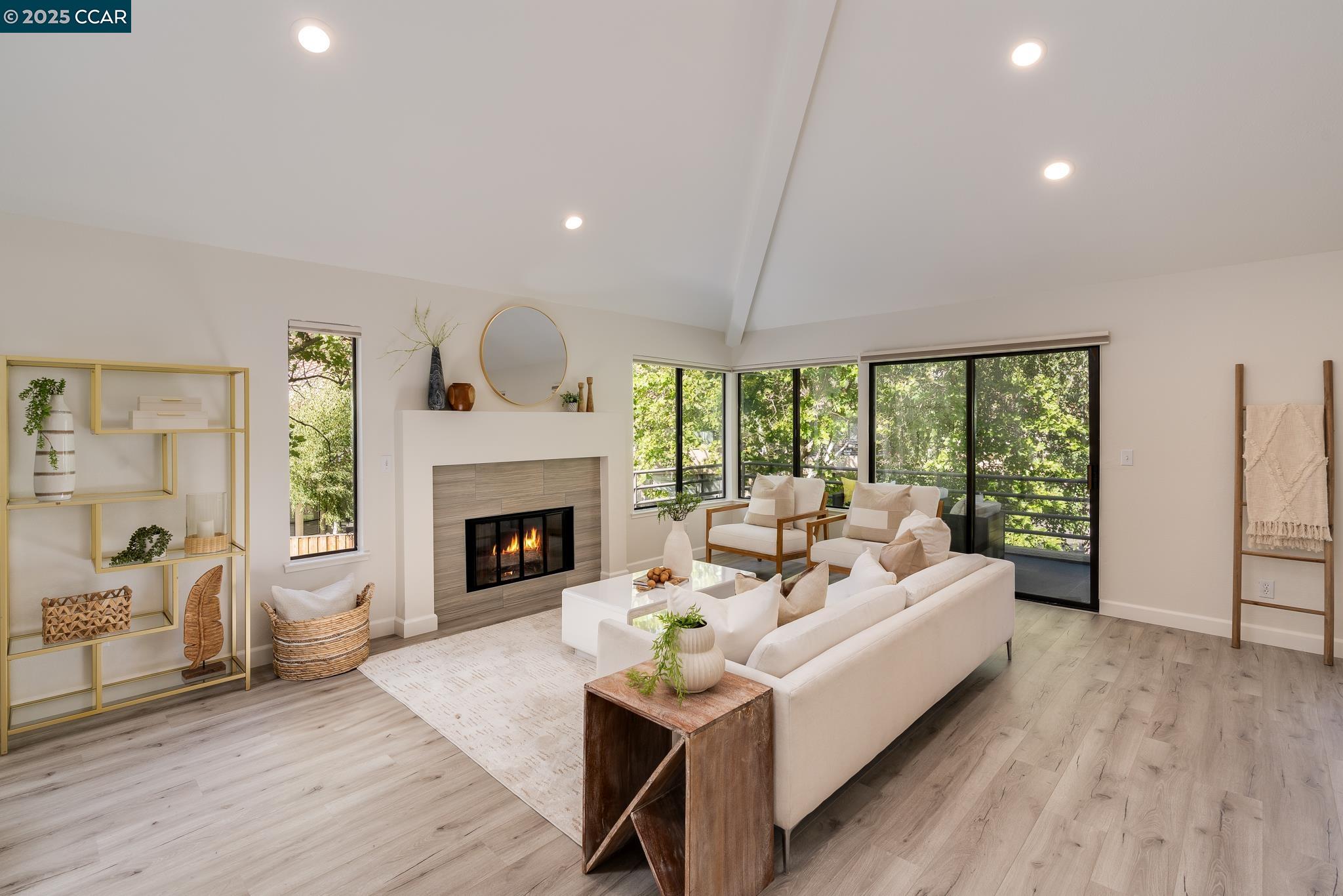 3010 Lakemont Dr # 5