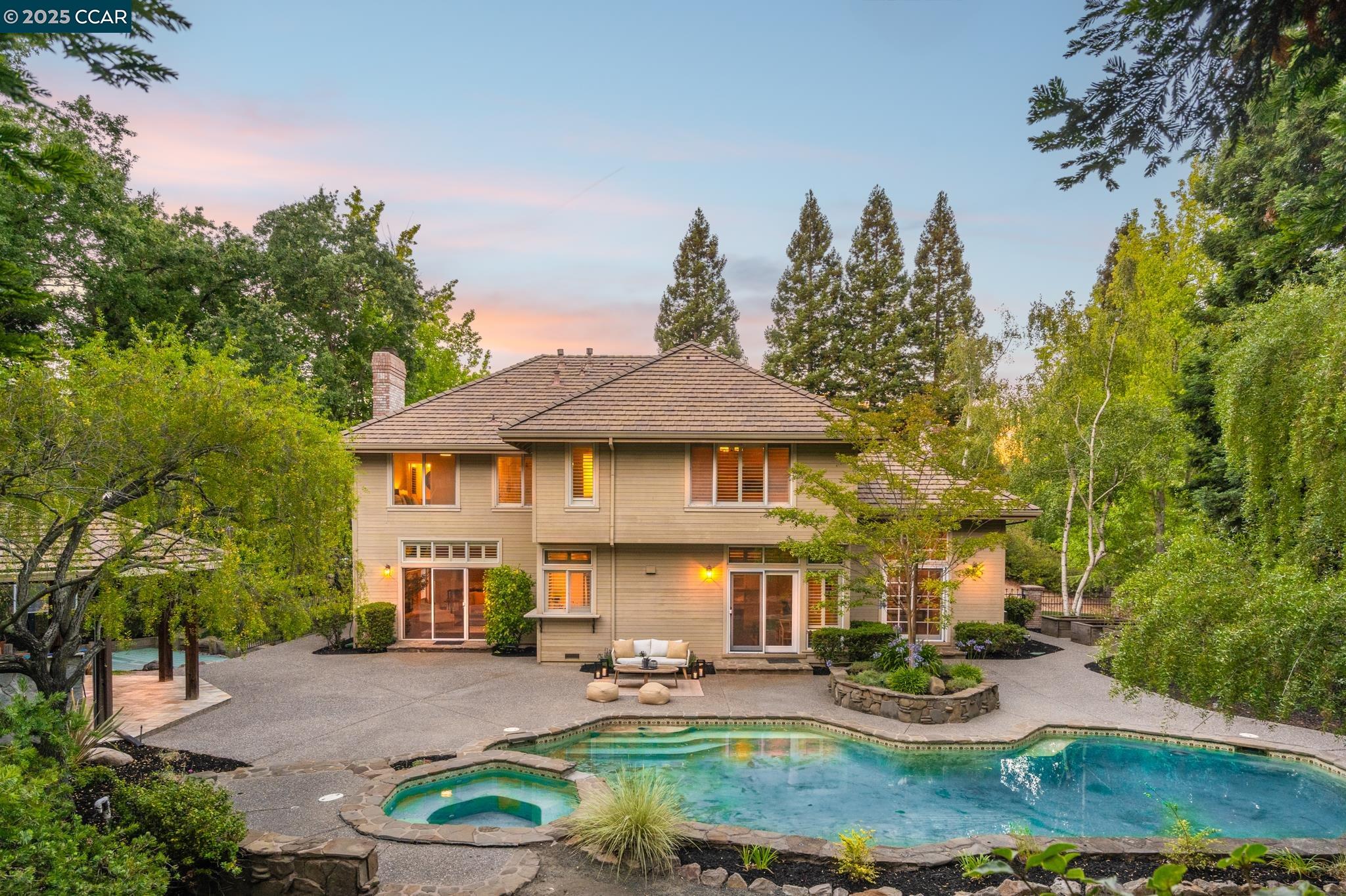 412 Red Wing Dr