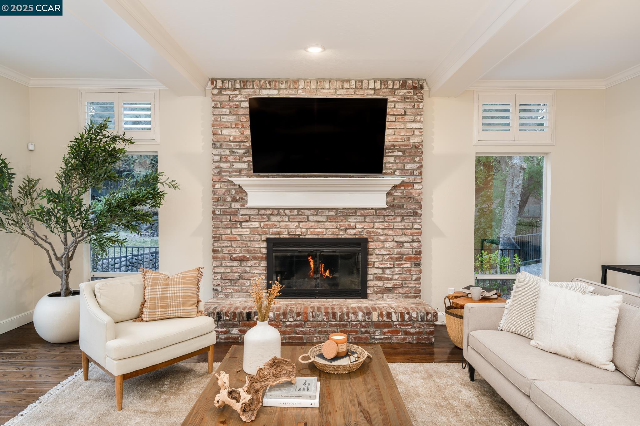 412 Red Wing Dr