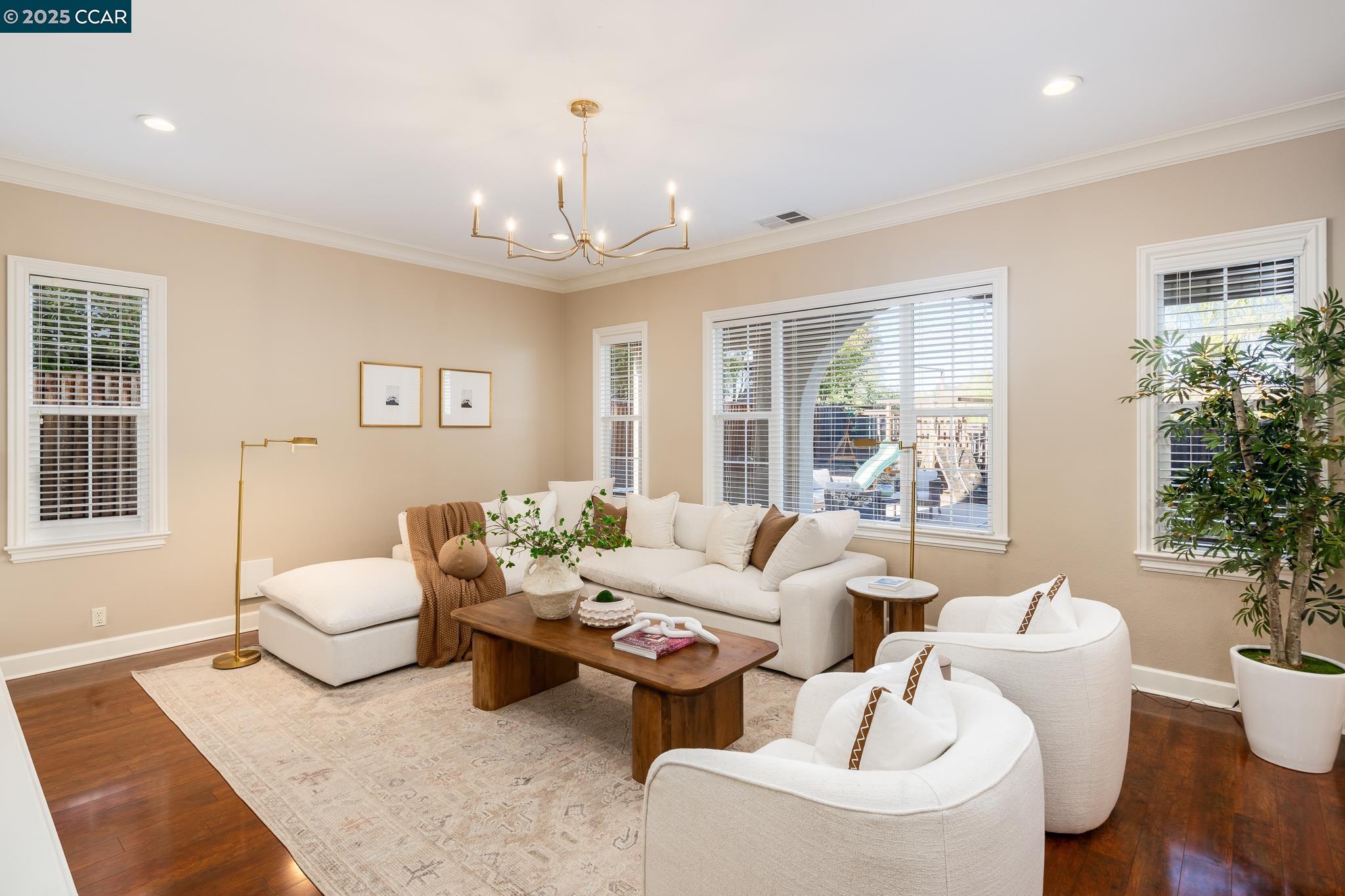 206 Glory Lily Ct