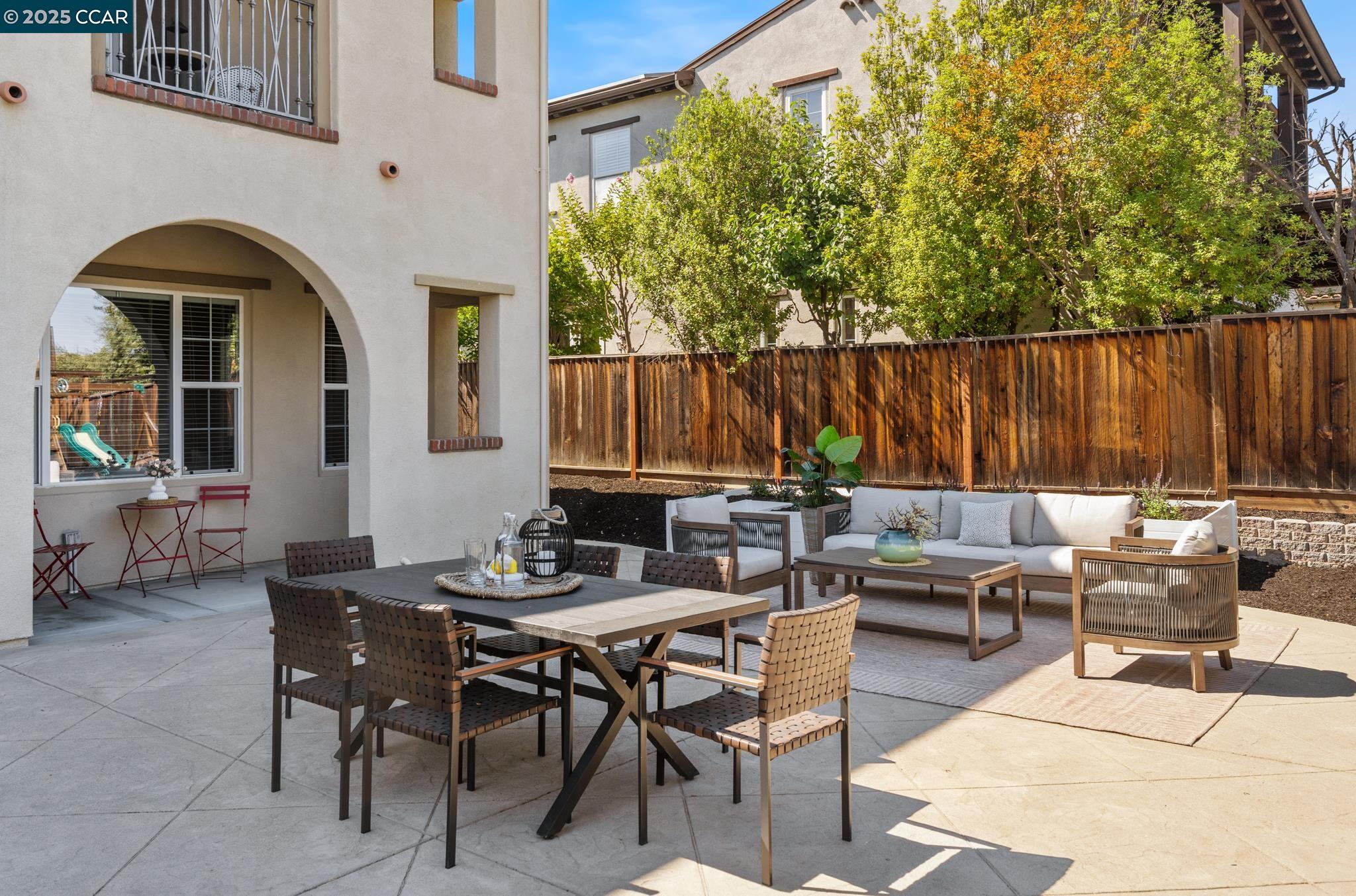 206 Glory Lily Ct