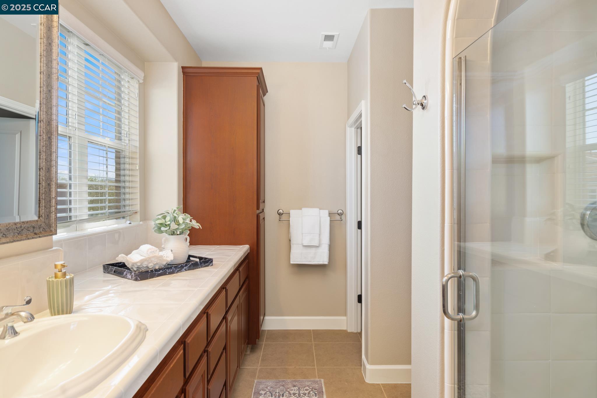 206 Glory Lily Ct